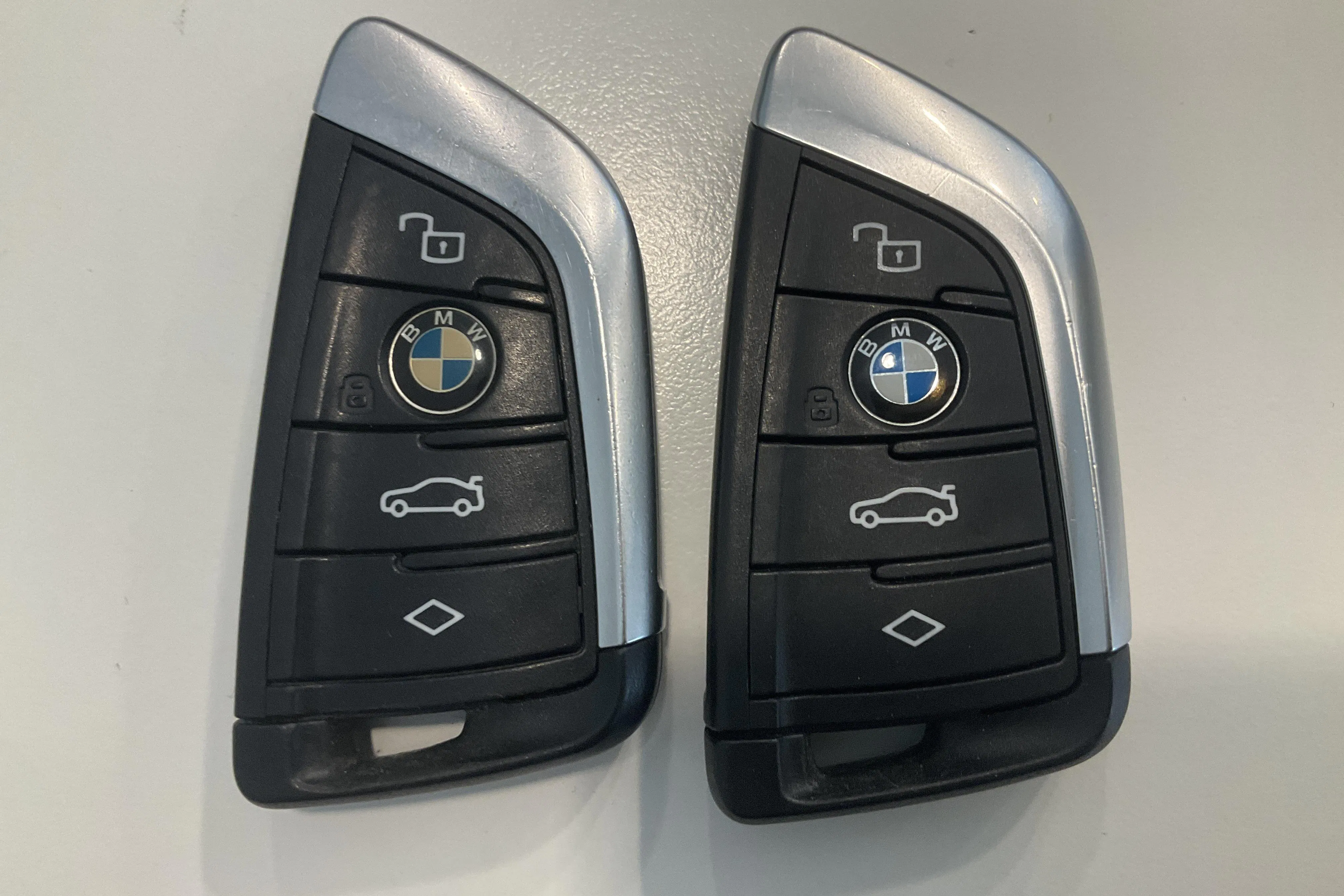 Presentationsfoto 20 av 20: BMW 330e Touring, G21 (292hk) - 11 483 mil - Automat - blå - 2021
