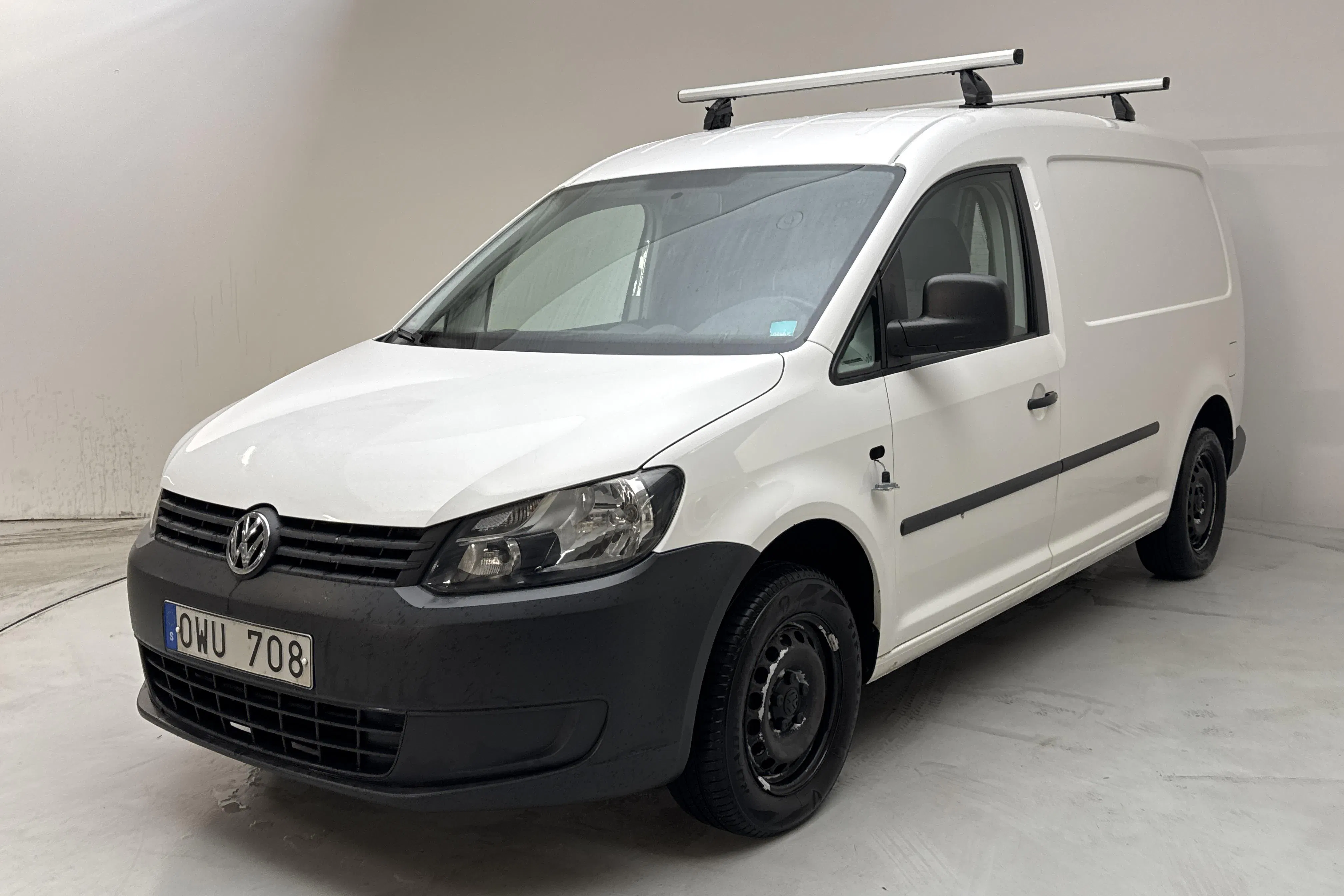 Presentation photo 1 of 10: VW Caddy 1.6 TDI Maxi Skåp (102hk) - 64 210 km - Manual - white - 2013