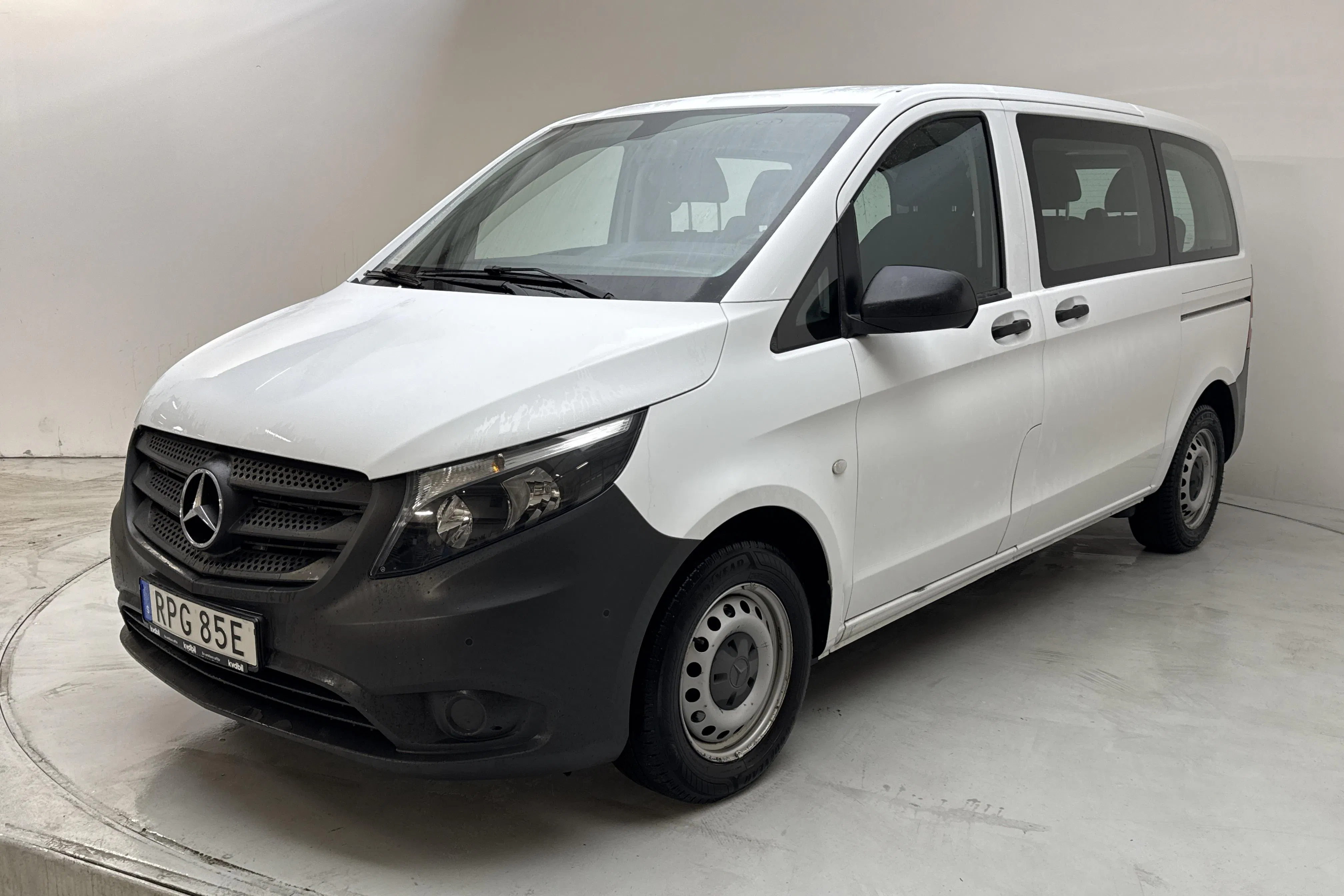 Presentation photo 1 of 13: Mercedes Vito Tourer 114 CDI W640 (136hk) - 31 550 km - Automatic - white - 2019