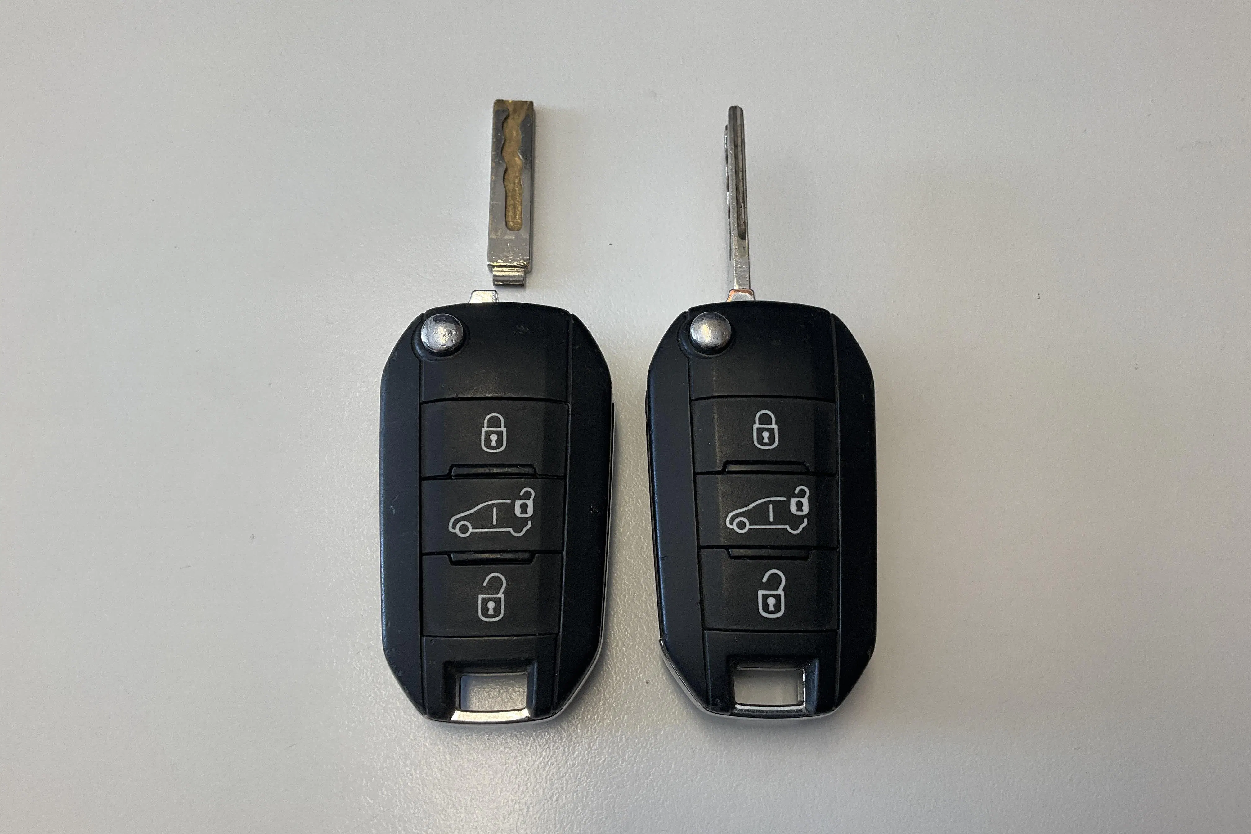 Presentationsfoto 18 av 18: Peugeot Partner 1.5 HDI Skåp (75hk) - 10 412 mil - Manuell - vit - 2020