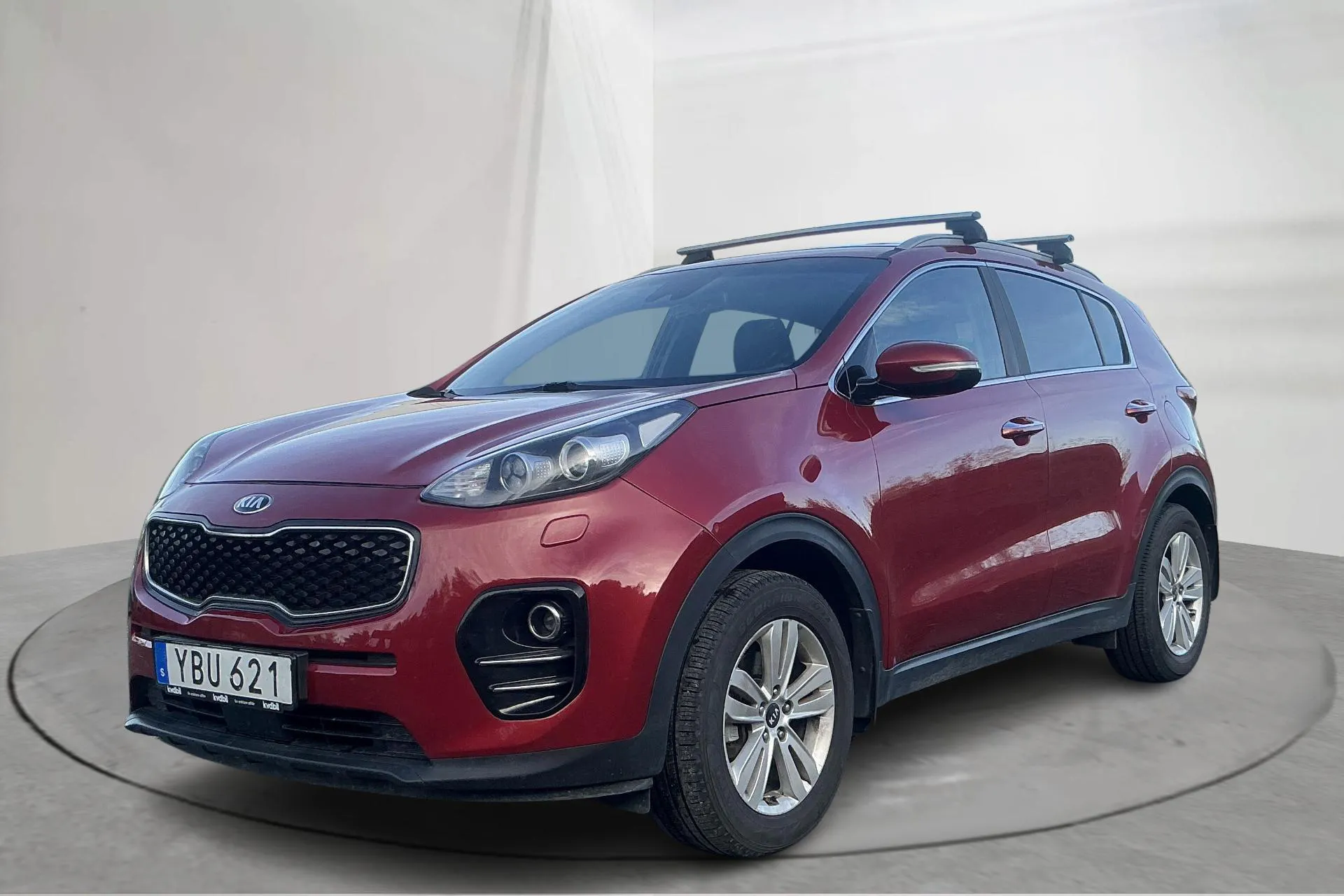 Presentationsfoto 1 av 15: KIA Sportage 1.6 2WD (136hk) - 17 788 mil - Manuell - röd - 2016