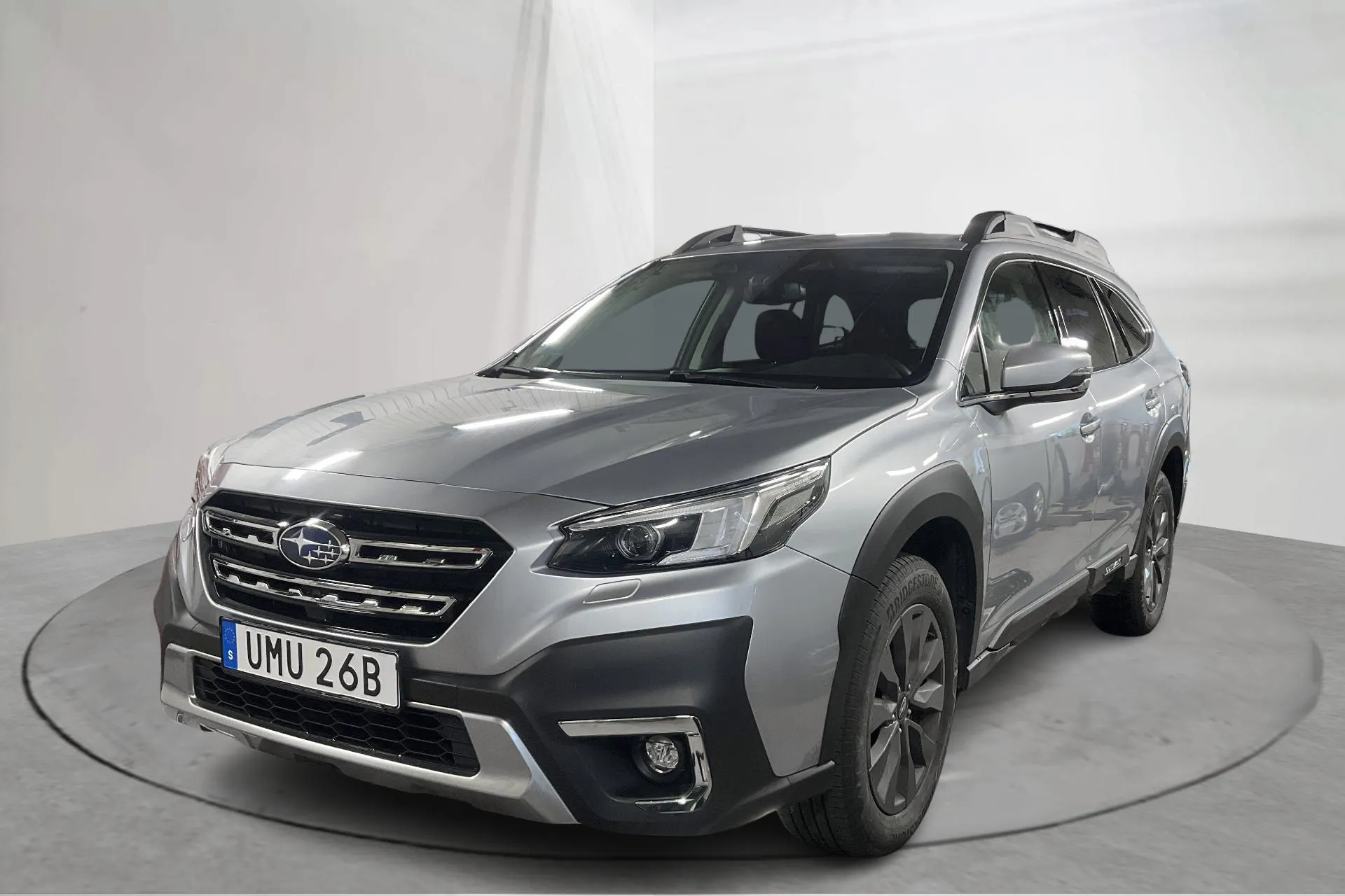 Presentation photo 1 of 15: Subaru Outback 2.5i XFuel 4WD (169hk) - 23 530 km - Automatic - gray - 2025