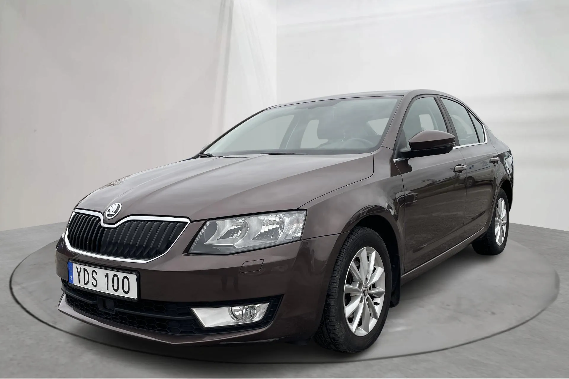 Presentationsfoto 1 av 16: Skoda Octavia III 1.4 TSI (150hk) - 4 850 mil - Automat - Mörkbrun - 2016