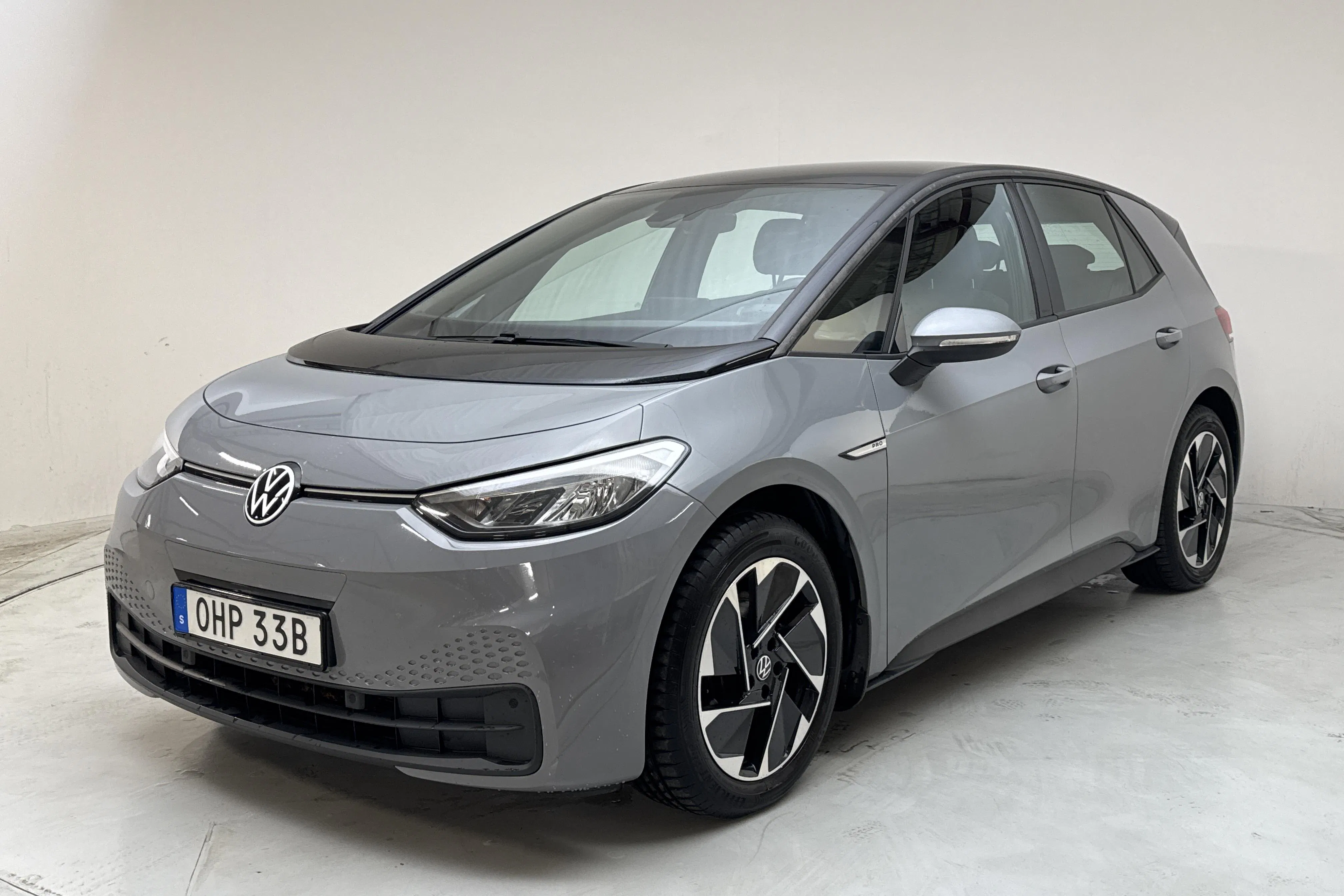 Presentationsfoto 1 av 16: VW ID.3 58kWh (204hk) - 9 573 mil - Automat - grå - 2021