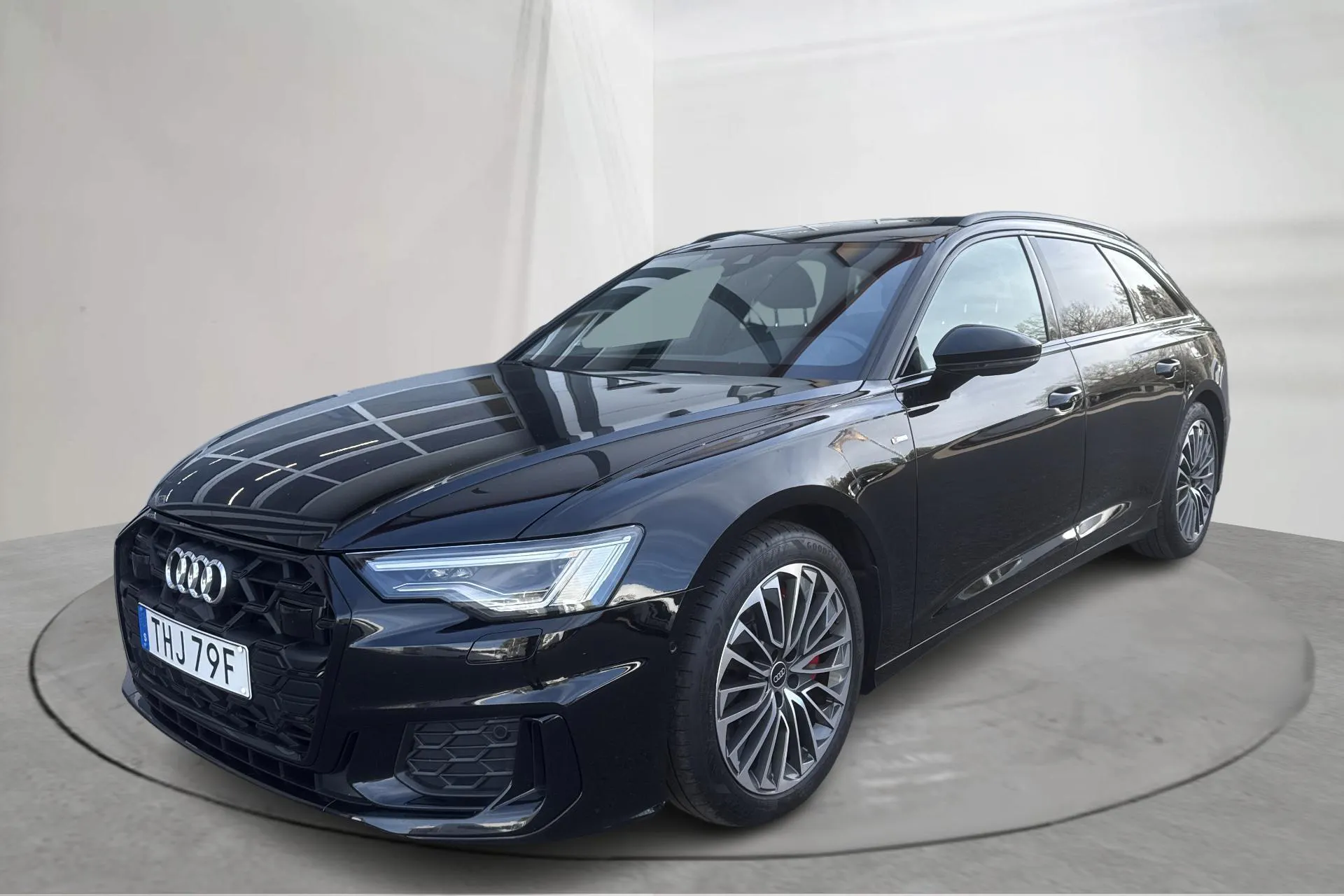 Presentation photo 1 of 20: Audi A6 Avant 55 TFSI e quattro (367hk) - 114 600 km - Automatic - black - 2024
