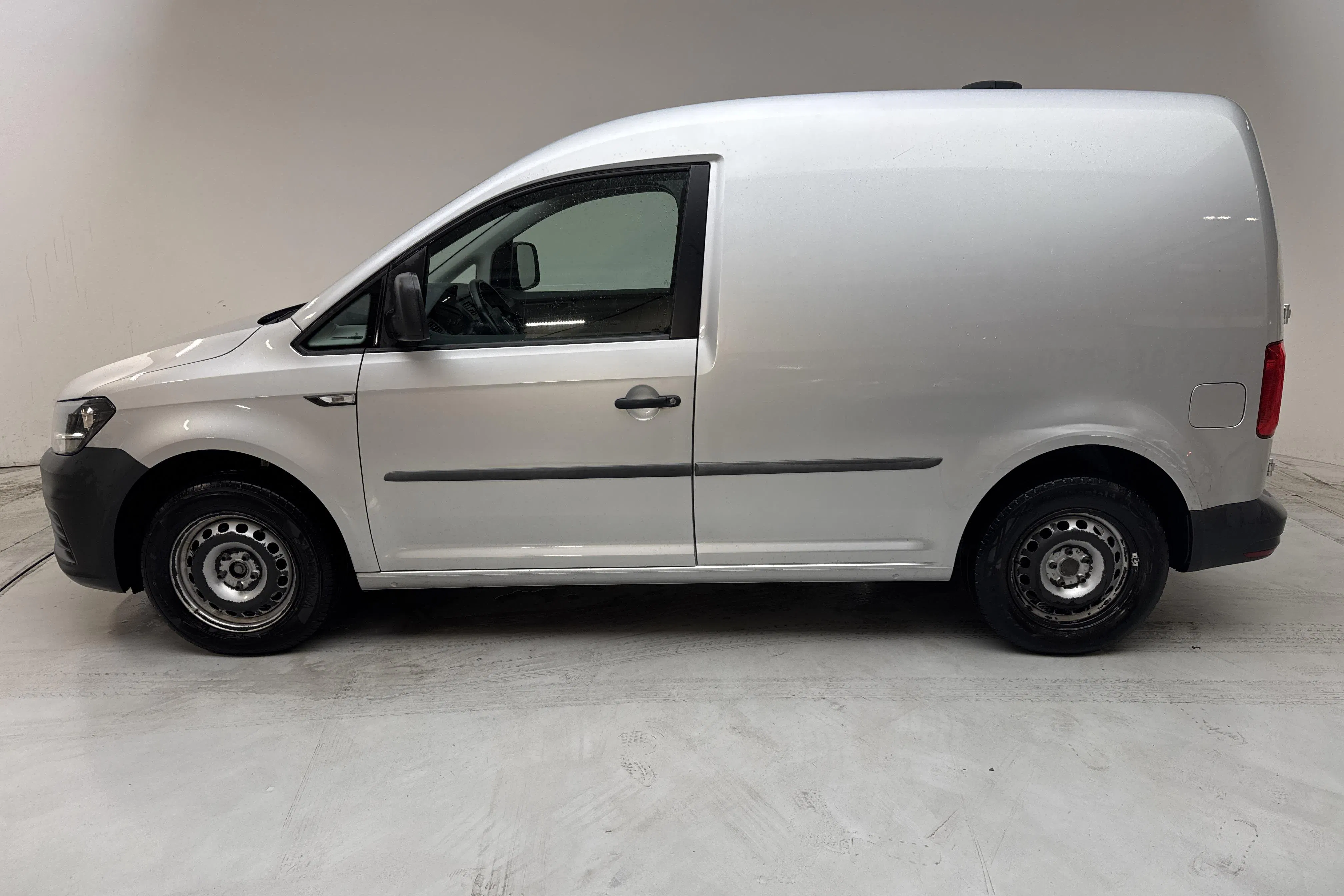 Presentation photo 2 of 12: VW Caddy 2.0 TDI Skåp (75hk) - 84 520 km - Manual - silver - 2019