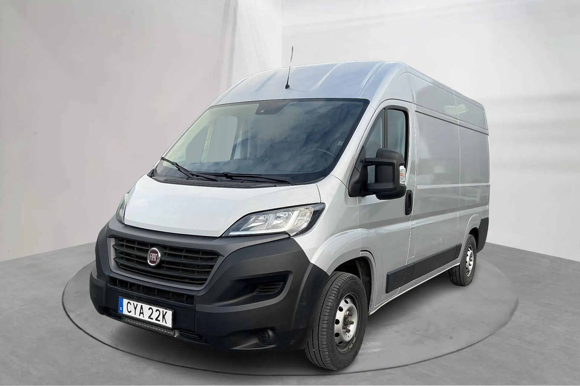 Presentationsfoto 1 av 19: Fiat Ducato 35 2.3 Multijet Skåp (150hk) - 8 462 mil - Manuell - vit - 2020