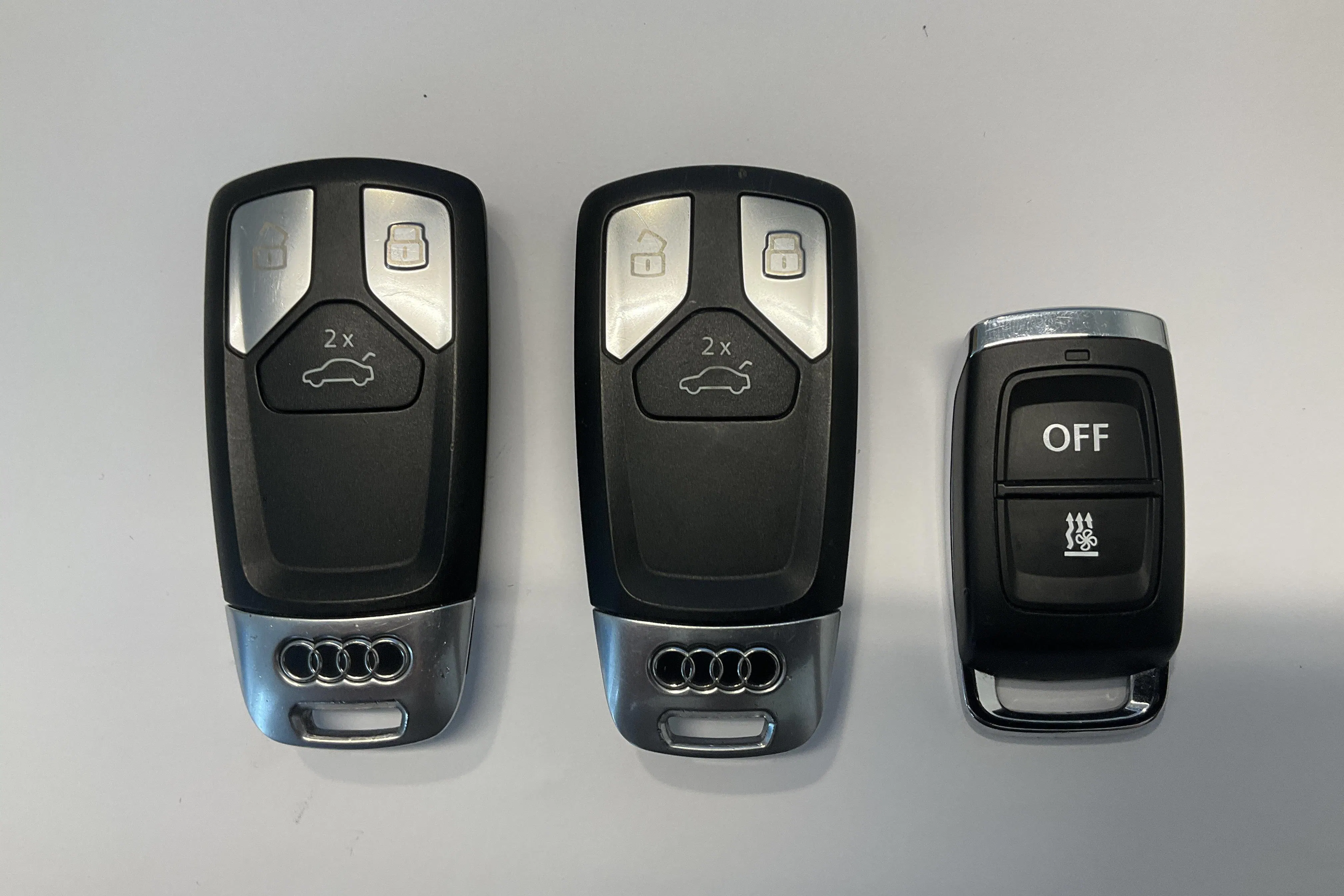 Presentationsfoto 17 av 17: Audi A4 Avant 40 TDI quattro (190hk) - 9 600 mil - Automat - vit - 2021