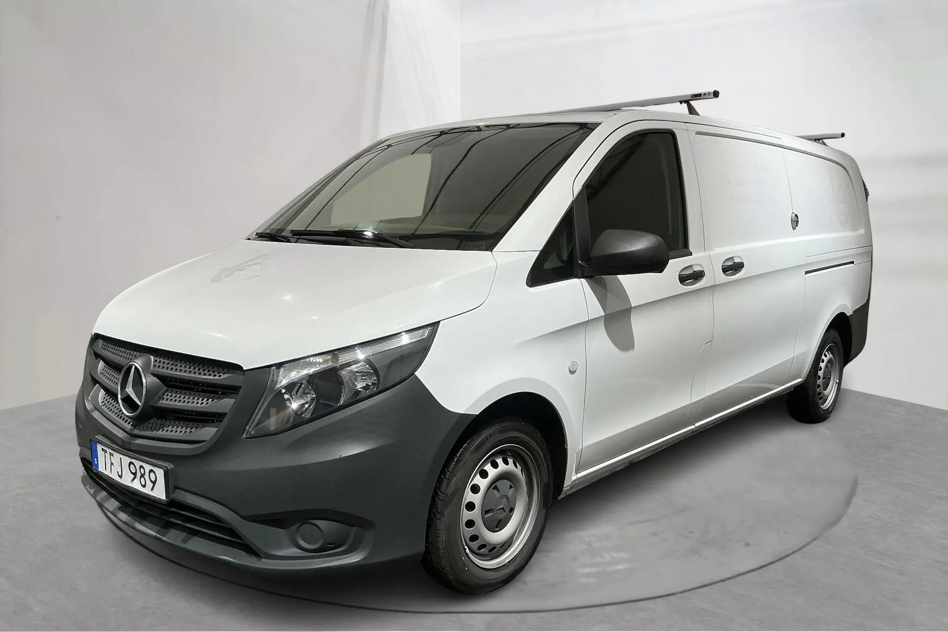 Presentationsfoto 1 av 14: Mercedes Vito 110 CDI W640 (102hk) - 5 655 mil - Manuell - vit - 2021