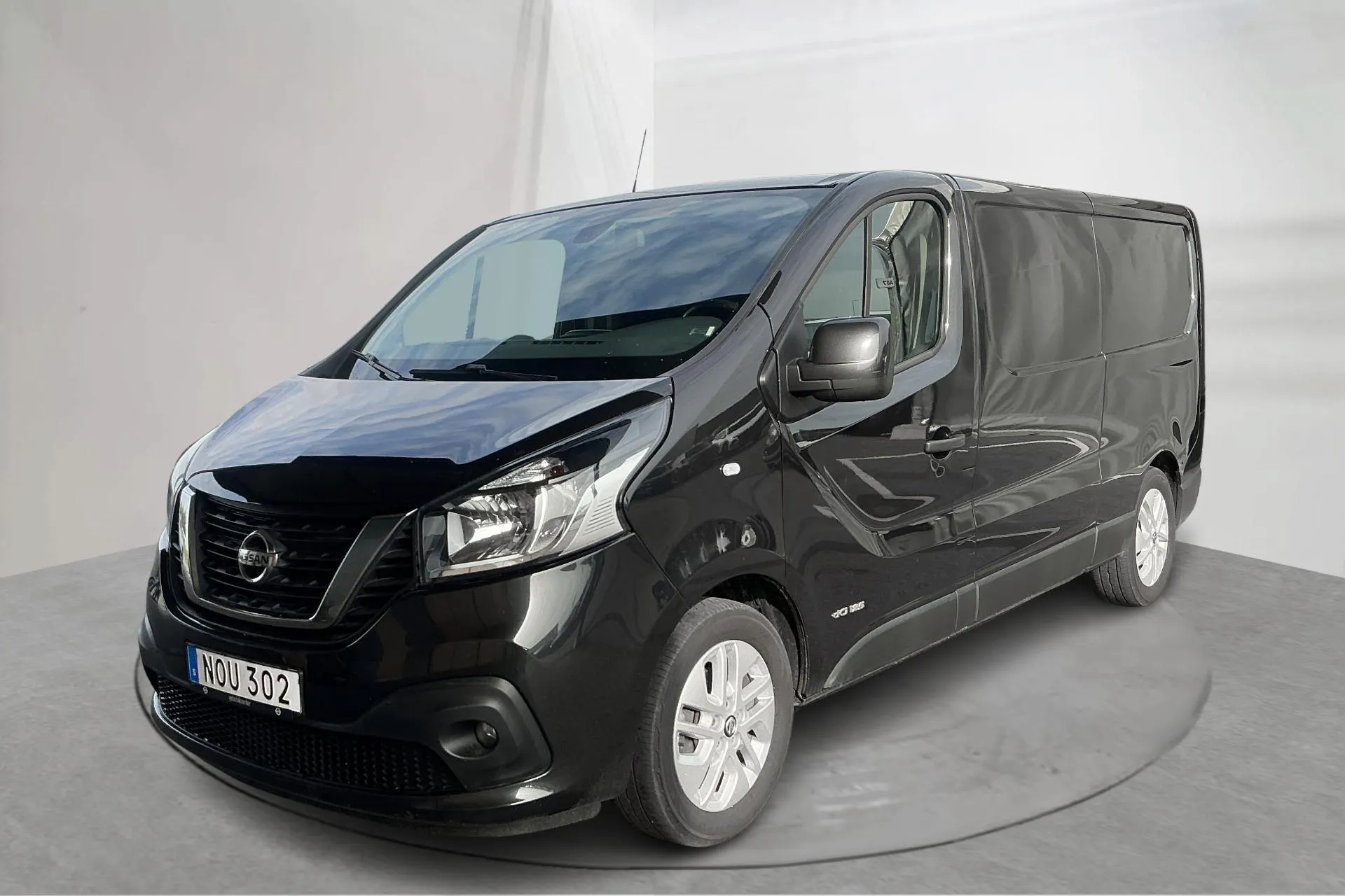 Presentation photo 1 of 15: Nissan NV300 1.6 dCi (125hk) - 187 510 km - Manual - black - 2017