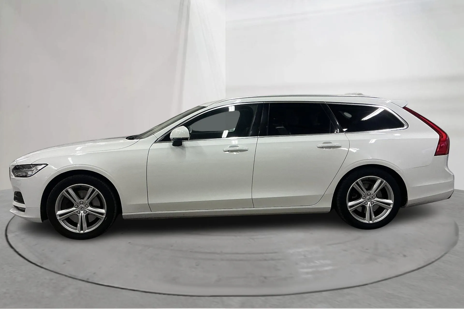 Presentation photo 2 of 15: Volvo V90 T5 Bi-Fuel (254hk) - 159 870 km - Automatic - white - 2018