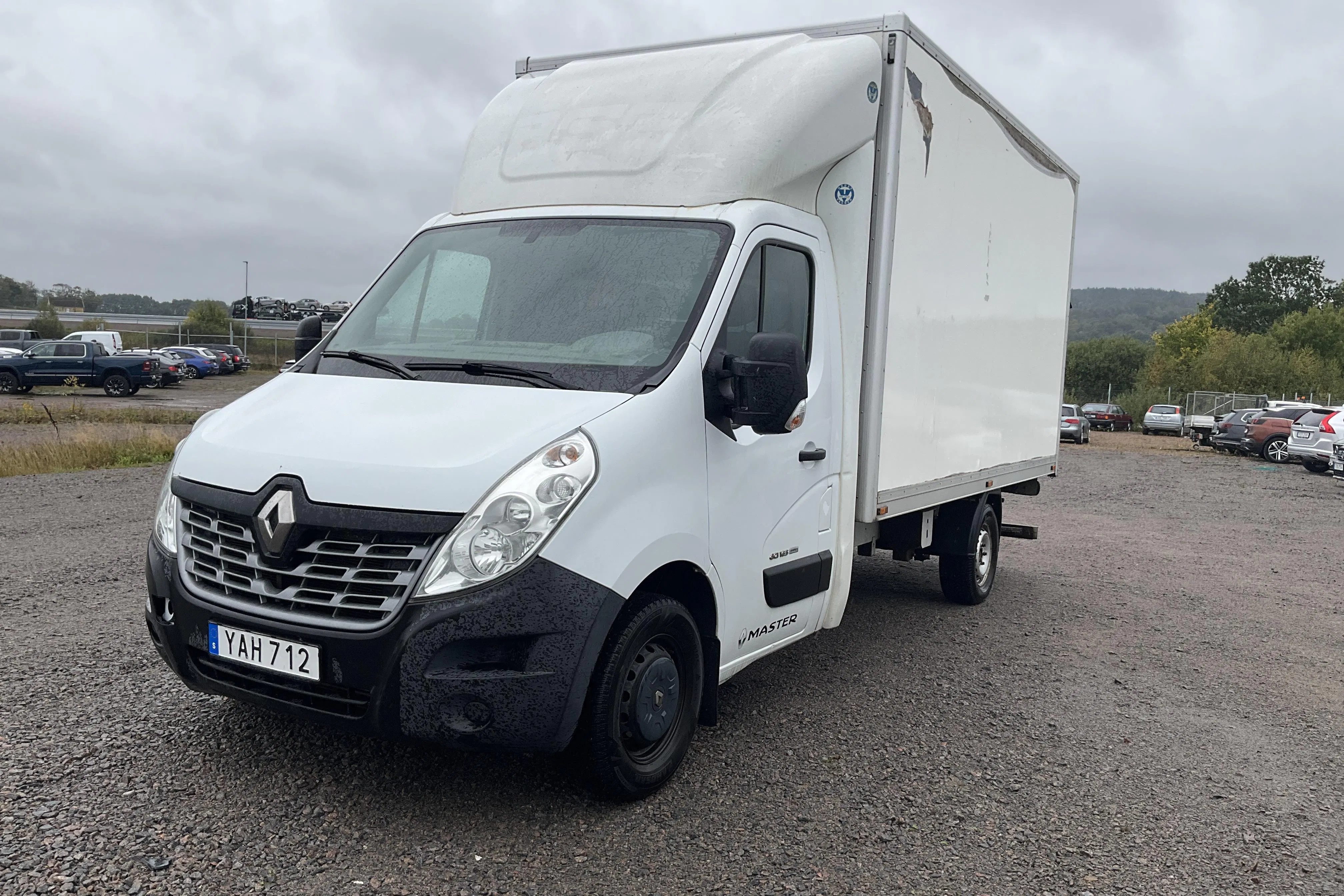 Presentation photo 1 of 14: Renault Master 2.3 dCi Volymskåp 2WD (165hk) - 176 810 km - Manual - white - 2016