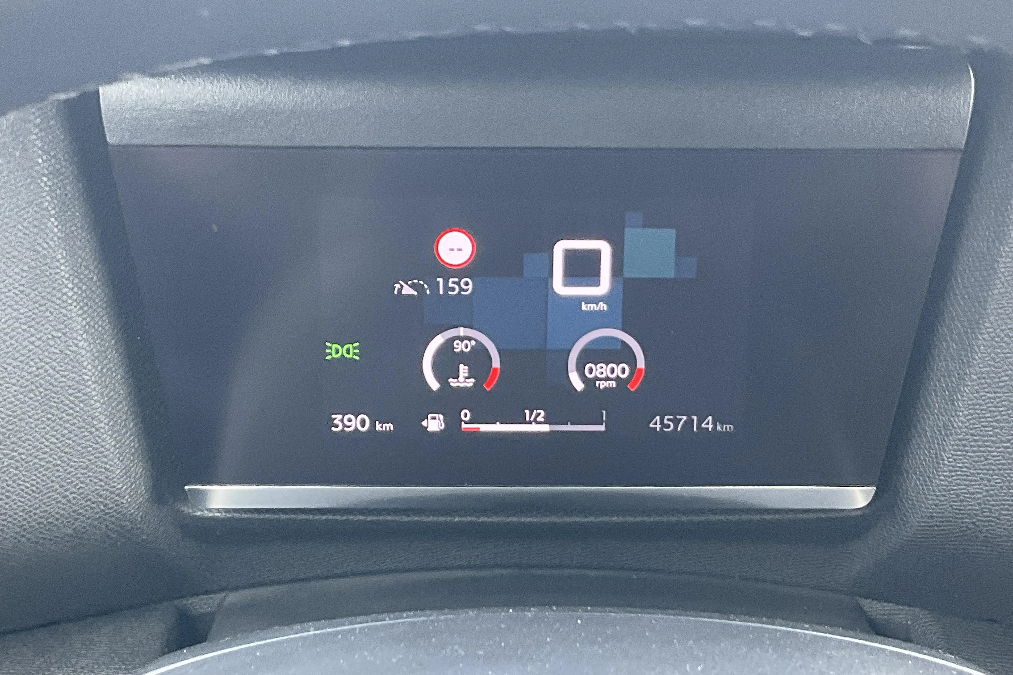 Presentation photo 10 of 10: Citroën C4 1.2 PureTech (130hk) - 45 710 km - Manual - white - 2023