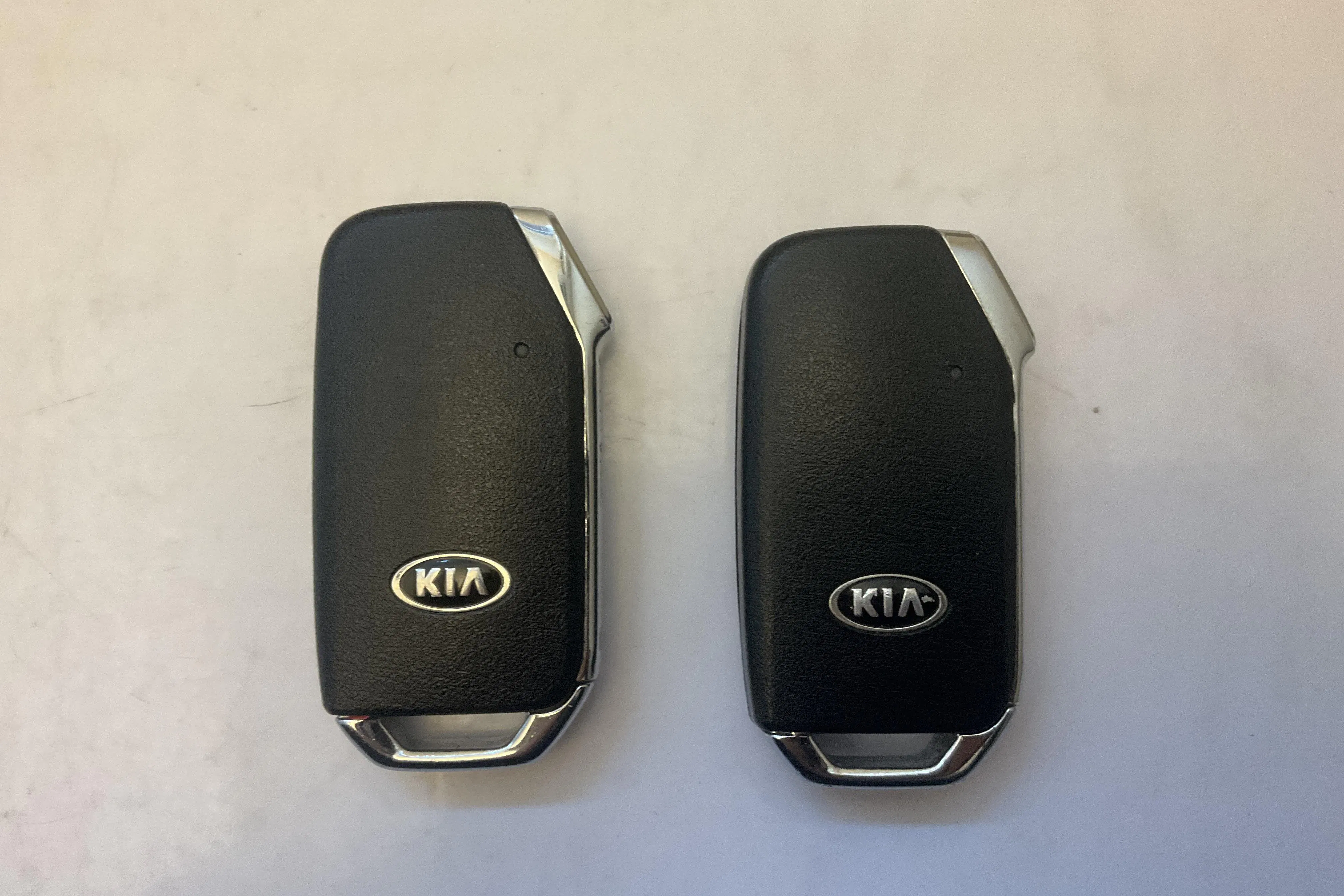 Presentationsfoto 15 av 15: KIA Ceed 1.6 Plug-in Hybrid SW (141hk) - 7 233 mil - Automat - röd - 2021