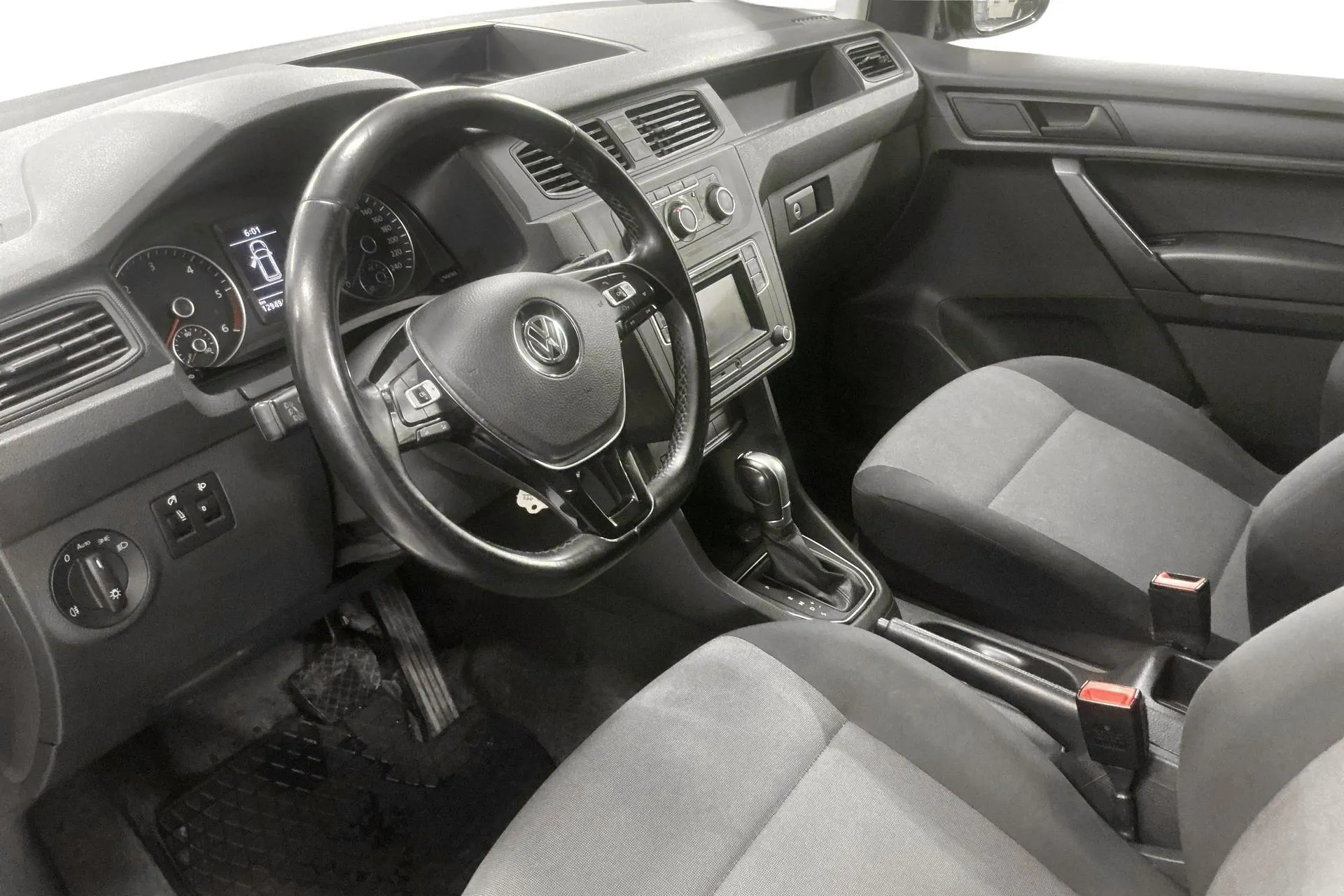 Presentation photo 18 of 18: VW Caddy 2.0 TDI Skåp (102hk) - 129 500 km - Automatic - white - 2016