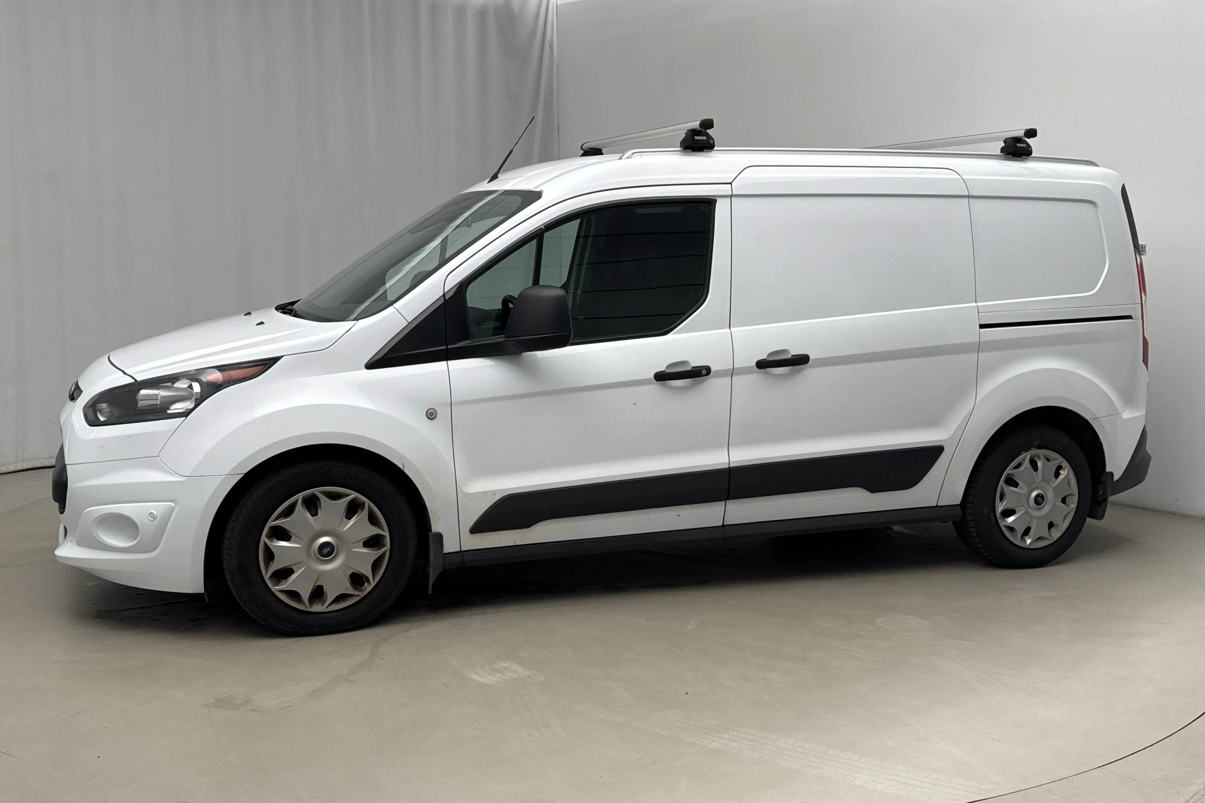 Presentation photo 2 of 17: Ford Transit Connect 1.5 TDCi (120hk) - 123 620 km - Automatic - white - 2017