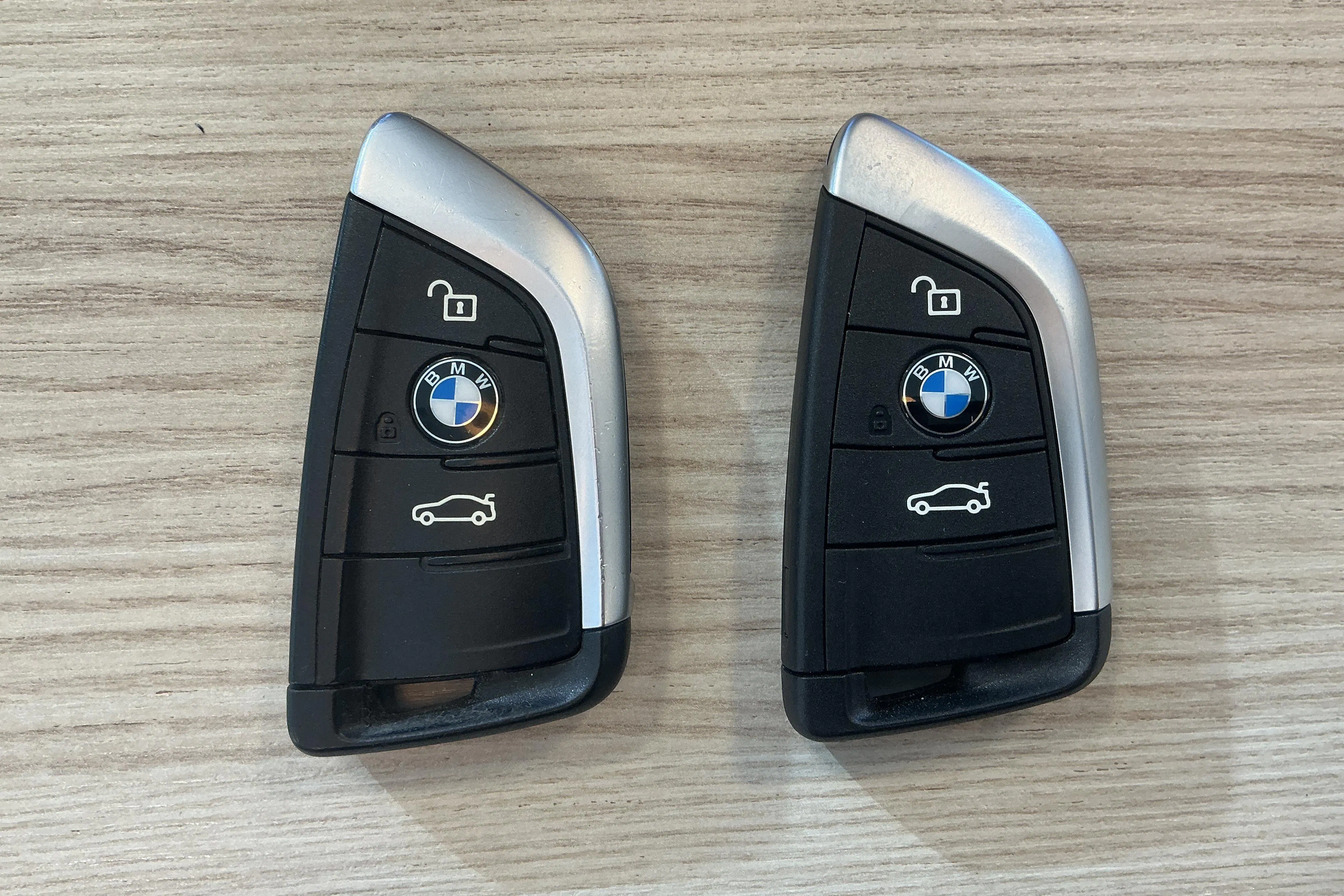 Presentationsfoto 16 av 16: BMW X1 xDrive25e 9,7kWh LCI, F48 (220hk) - 6 434 mil - Automat - Mörkgrå - 2021