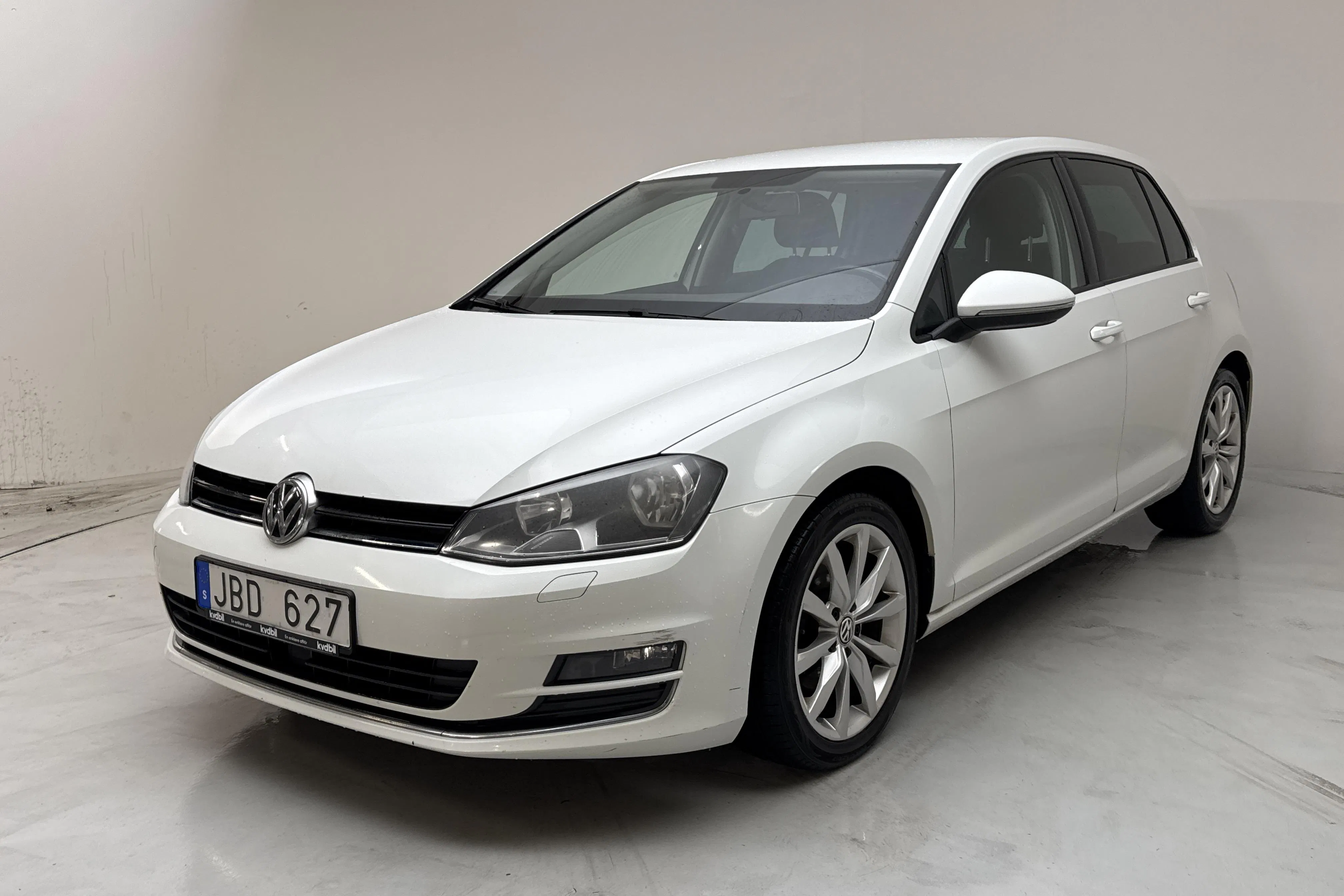 Presentationsfoto 1 av 12: VW Golf VII 1.4 TSI 5dr (140hk) - 19 679 mil - Manuell - vit - 2014