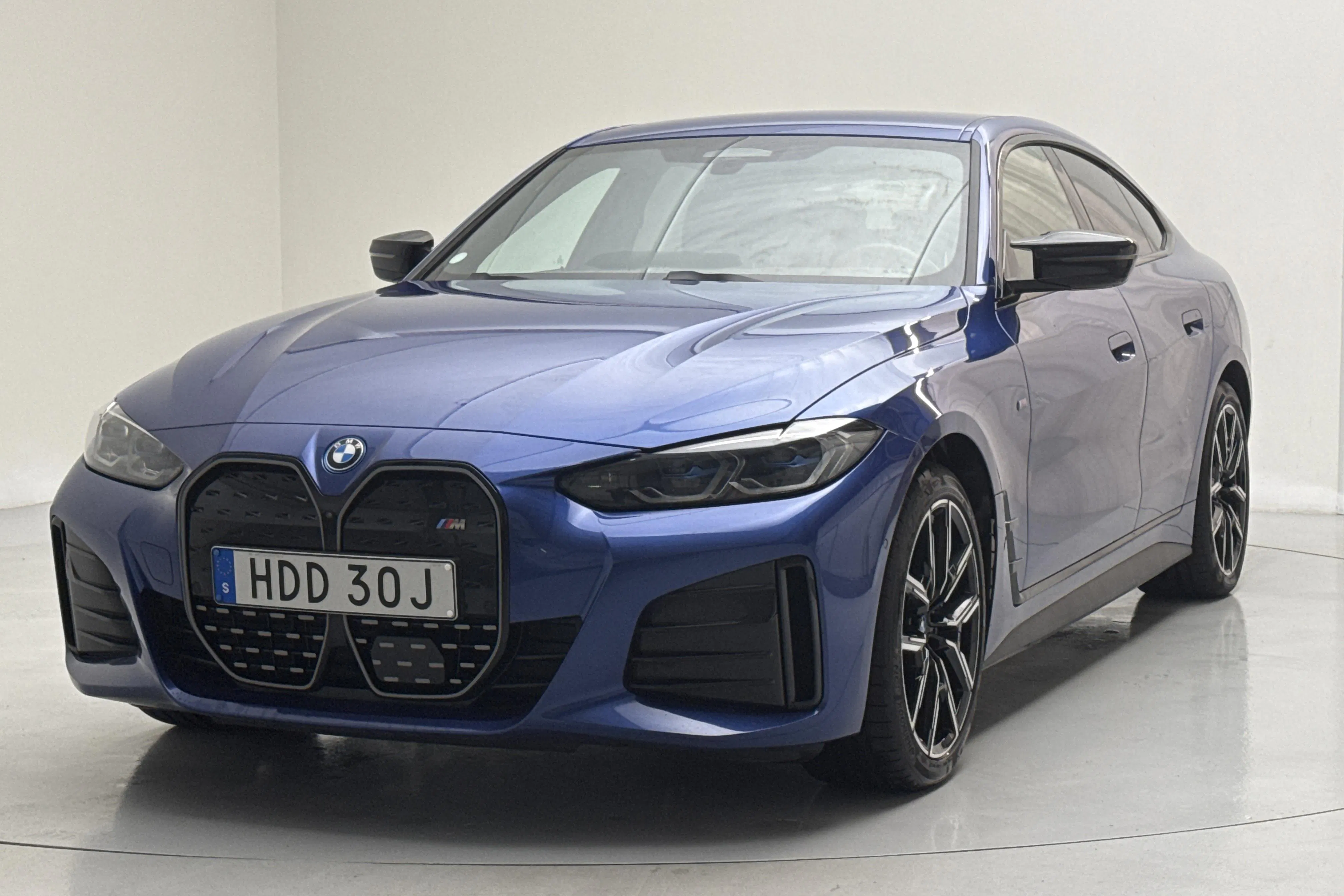 Presentation photo 1 of 20: BMW i4 M50 xDrive, G26 (544hk) - 95 290 km - Automatic - blue - 2024