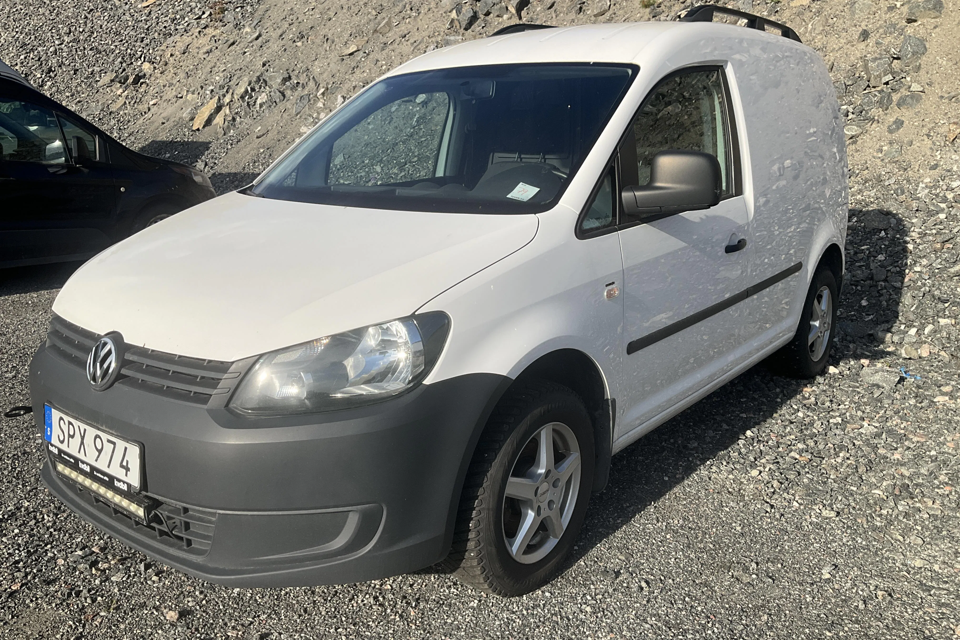 Presentation photo 1 of 13: VW Caddy 1.6 TDI Skåp (75hk) - 185 260 km - Manual - white - 2015