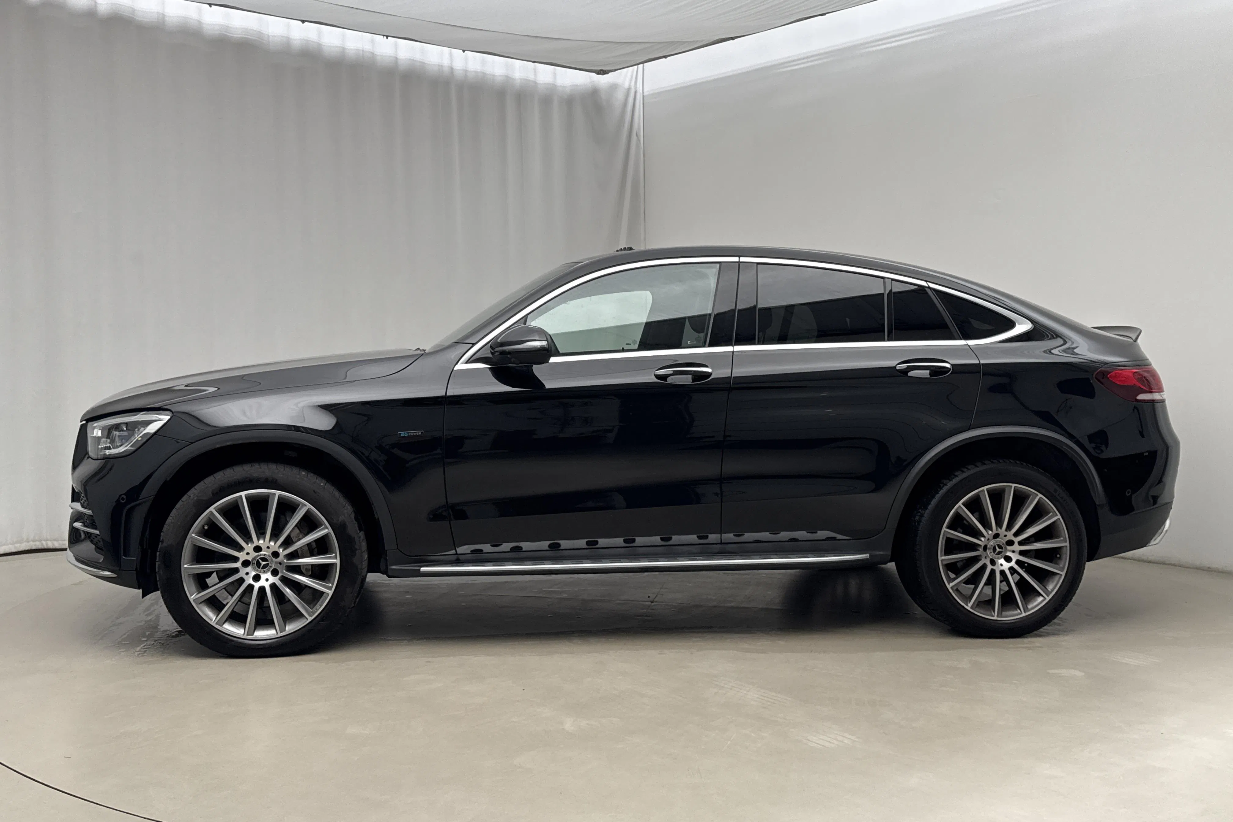 Presentation photo 2 of 27: Mercedes GLC 300 e 4MATIC Coupé C253 (333hk) - 96 540 km - Automatic - black - 2021