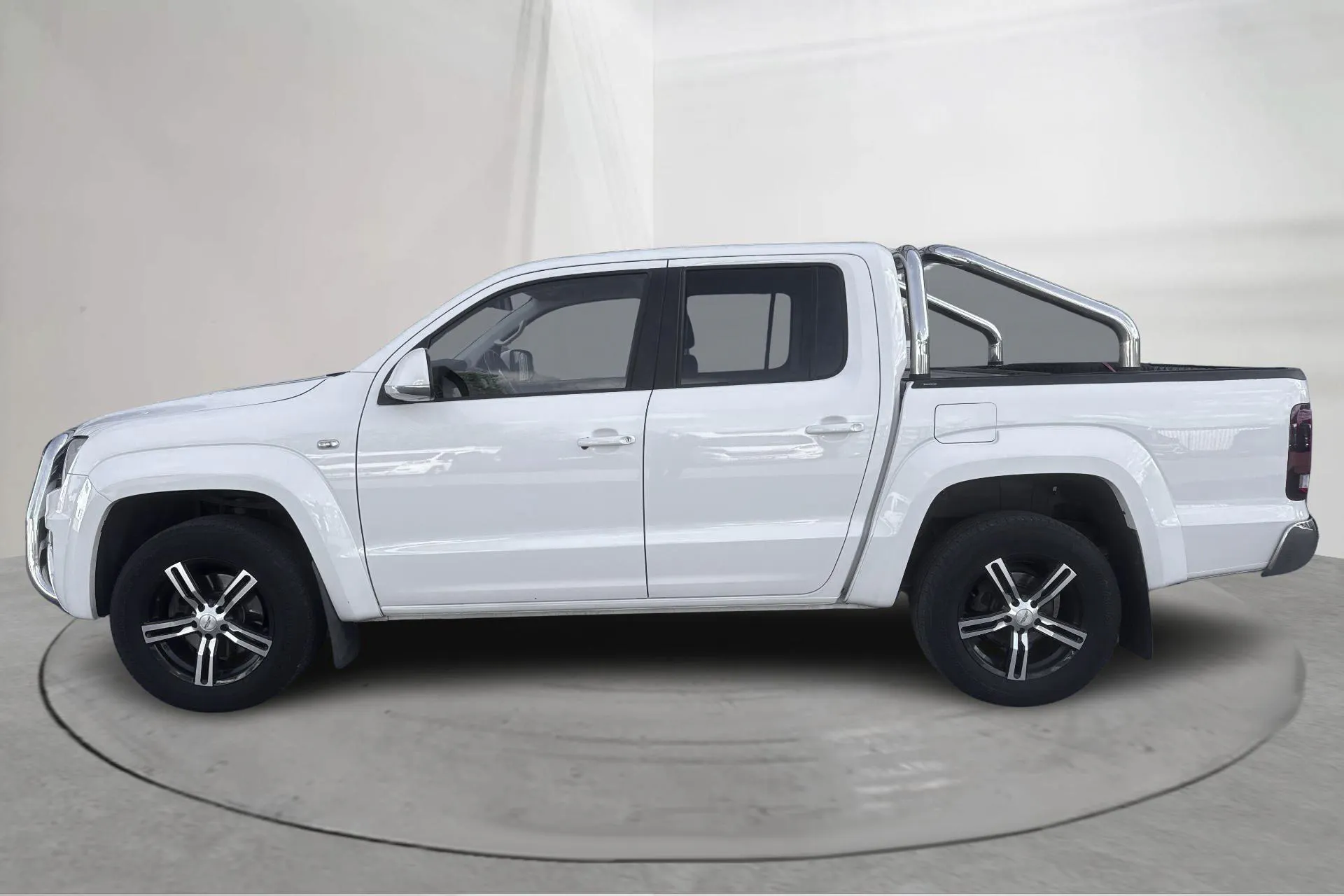 Presentation photo 2 of 22: VW Amarok 3.0 TDI 4motion (224hk) - 209 330 km - Automatic - white - 2017