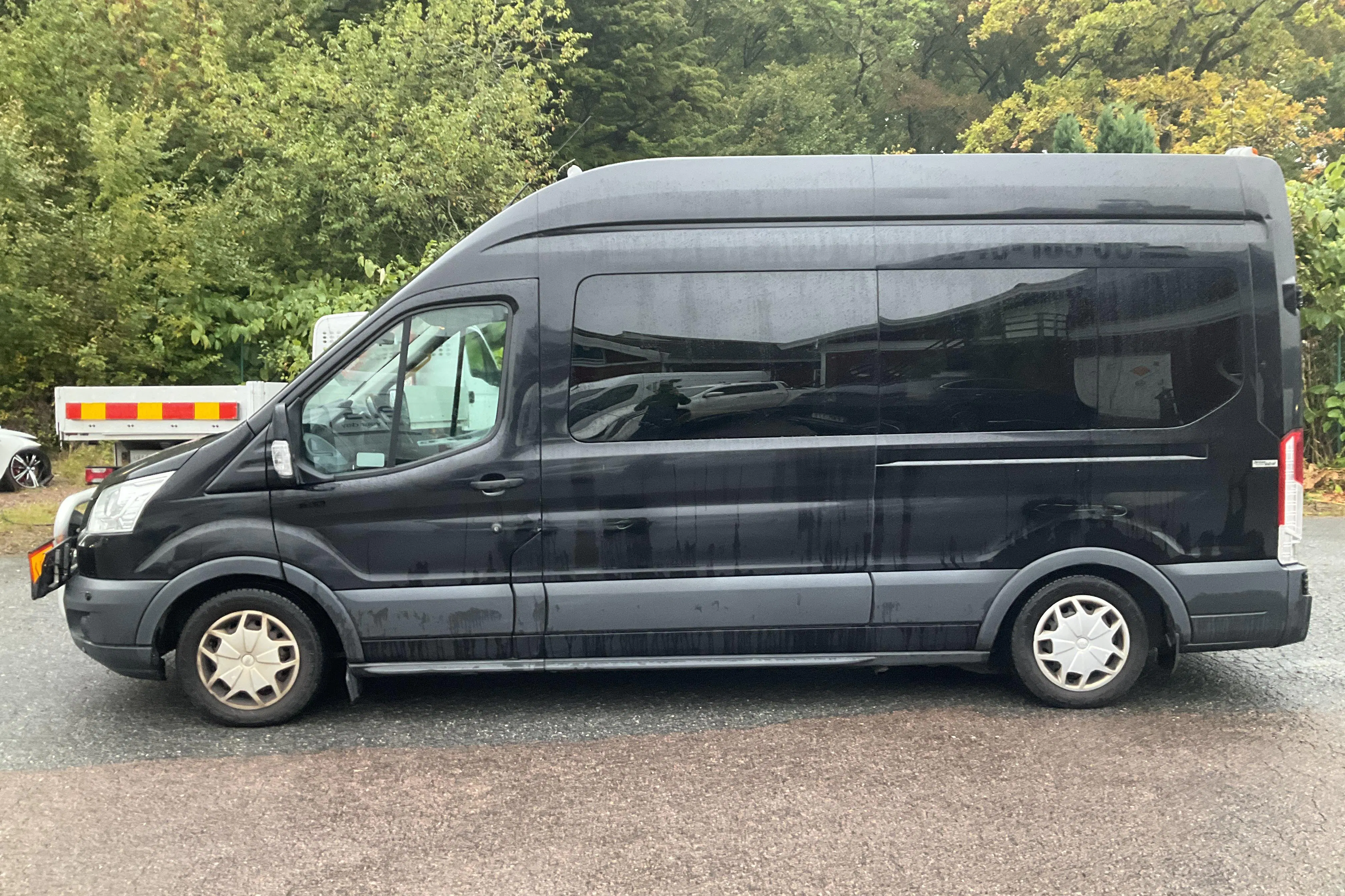 Presentation photo 2 of 13: Ford Transit 310 2.0 TDCi 2WD Skåp (130hk) - 496 530 km - Automatic - black - 2018