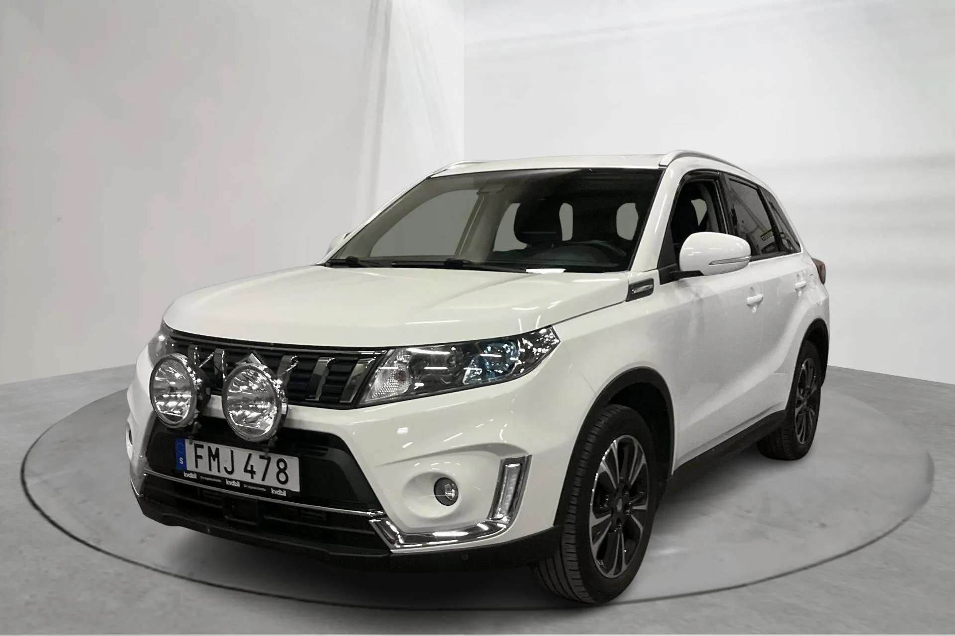 Presentation photo 1 of 21: Suzuki Vitara 1.4T Boosterjet Allgrip 4x4 (140hk) - 37 860 km - Automatic - white - 2020