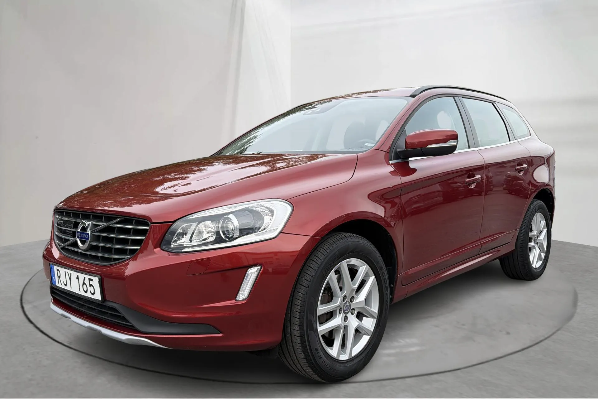 Presentation photo 1 of 16: Volvo XC60 D4 2WD (190hk) - 107 620 km - Automatic - red - 2017
