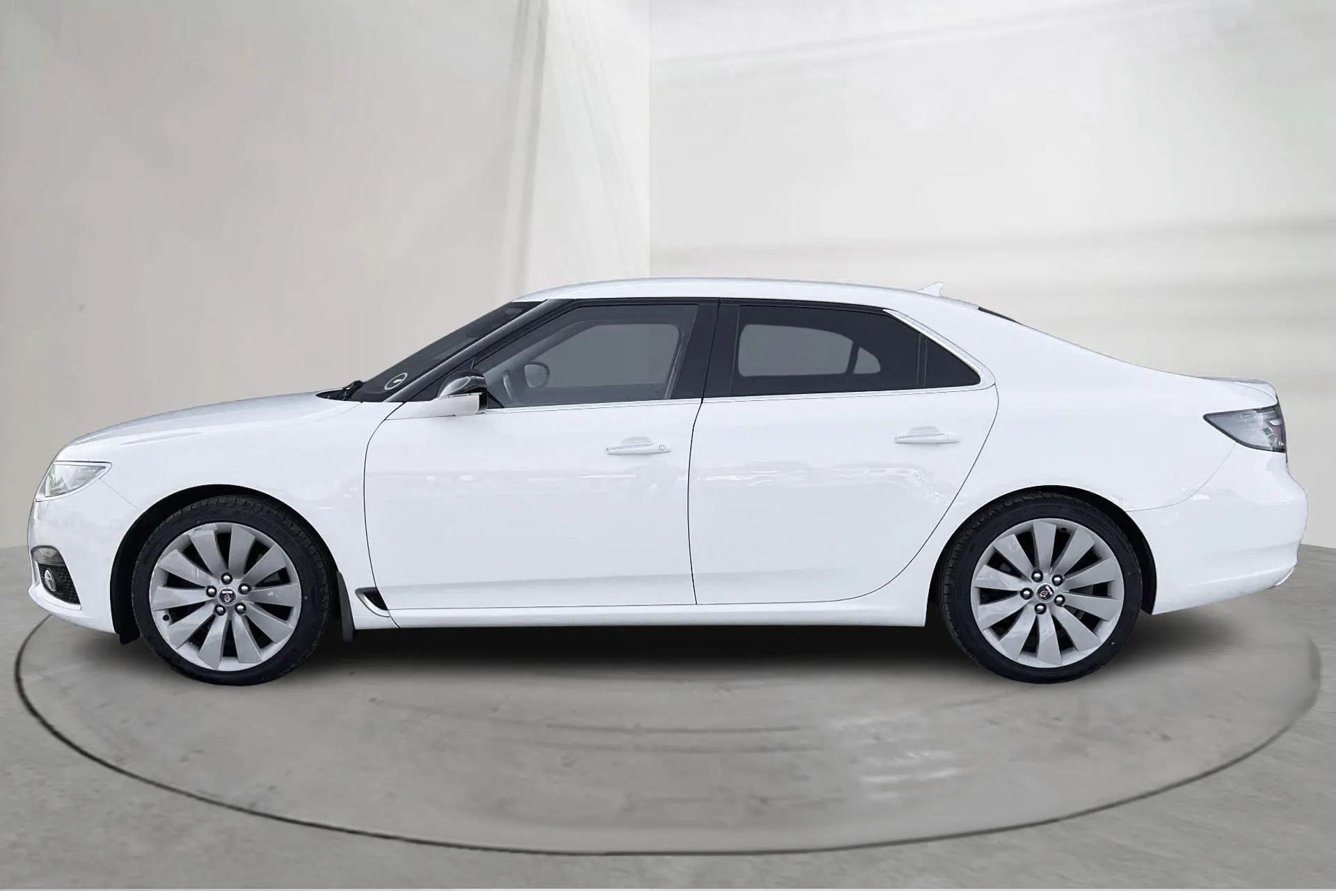 Presentationsfoto 2 av 14: Saab 9-5 Aero Turbo6 XWD (300hk) - 18 739 mil - Automat - vit - 2011