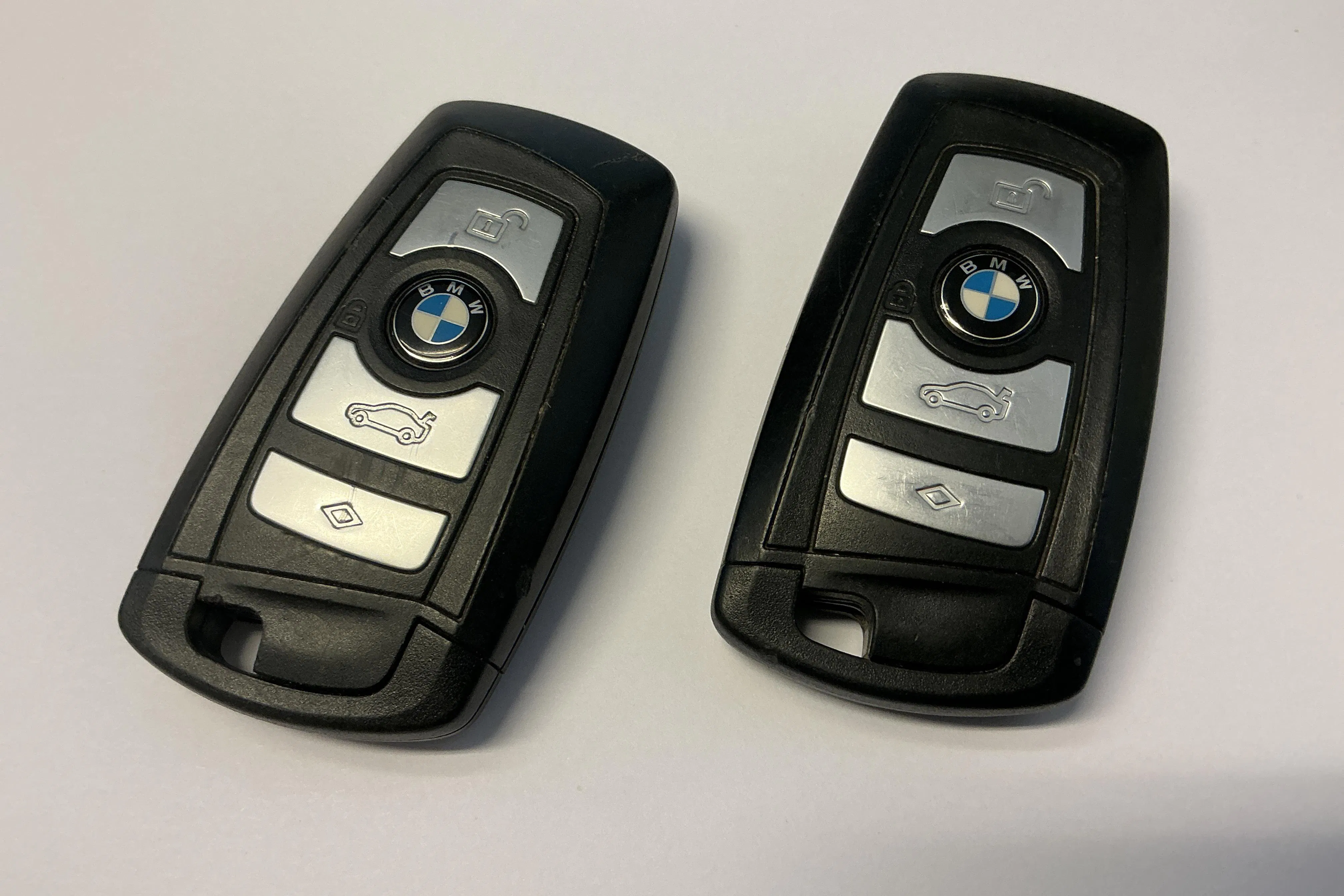 Presentationsfoto 17 av 17: BMW 330e Sedan, F30 (252hk) - 13 702 mil - Automat - vit - 2018