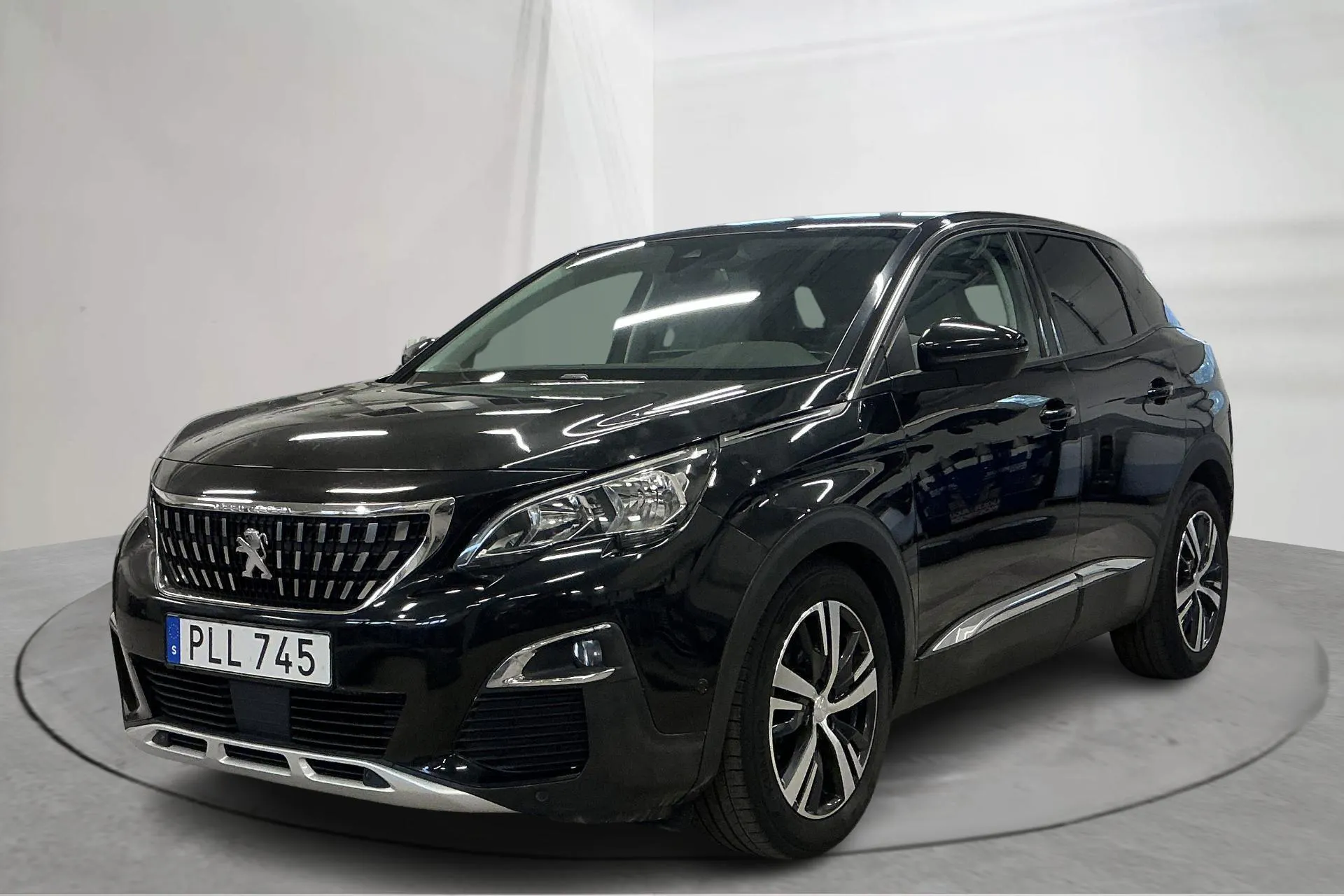 Presentationsfoto 1 av 13: Peugeot 3008 1.2 PureTech (130hk) - 18 976 mil - Automat - svart - 2017