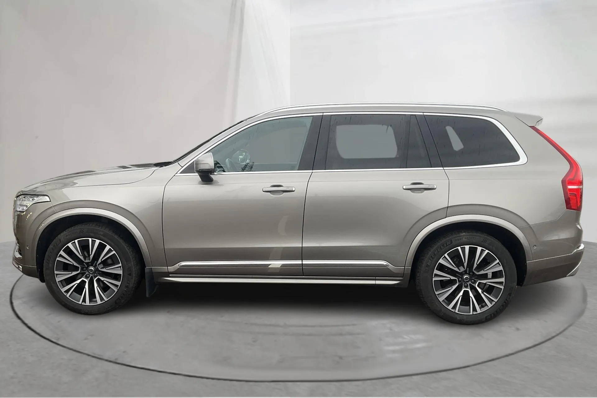 Presentation photo 2 of 27: Volvo XC90 B5 Mildhybrid, Diesel AWD (235hk) - 113 420 km - Automatic - gray - 2021
