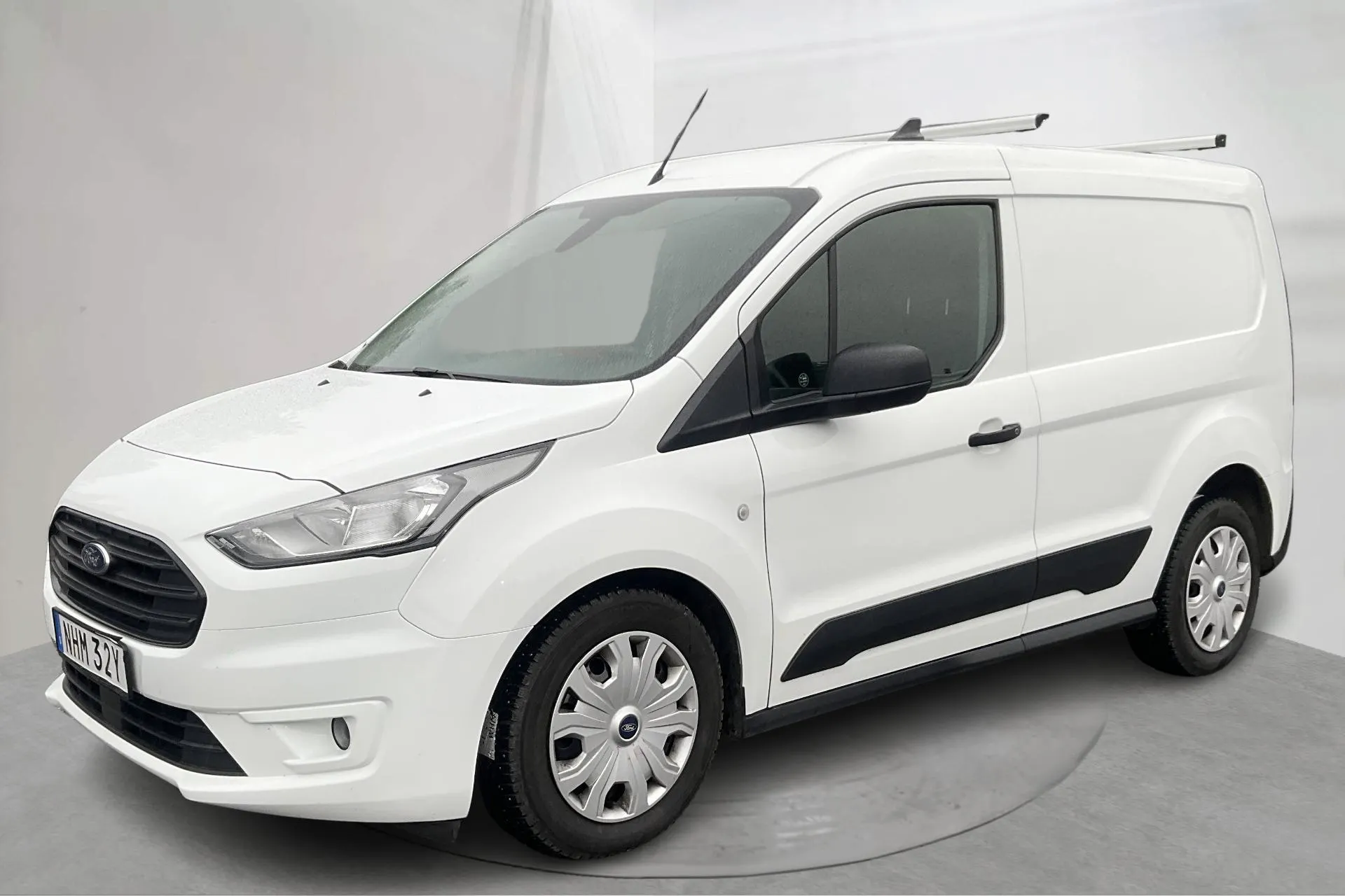 Presentationsfoto 1 av 19: Ford Transit Connect 1.5 EcoBlue (100hk) - 7 674 mil - Automat - vit - 2022