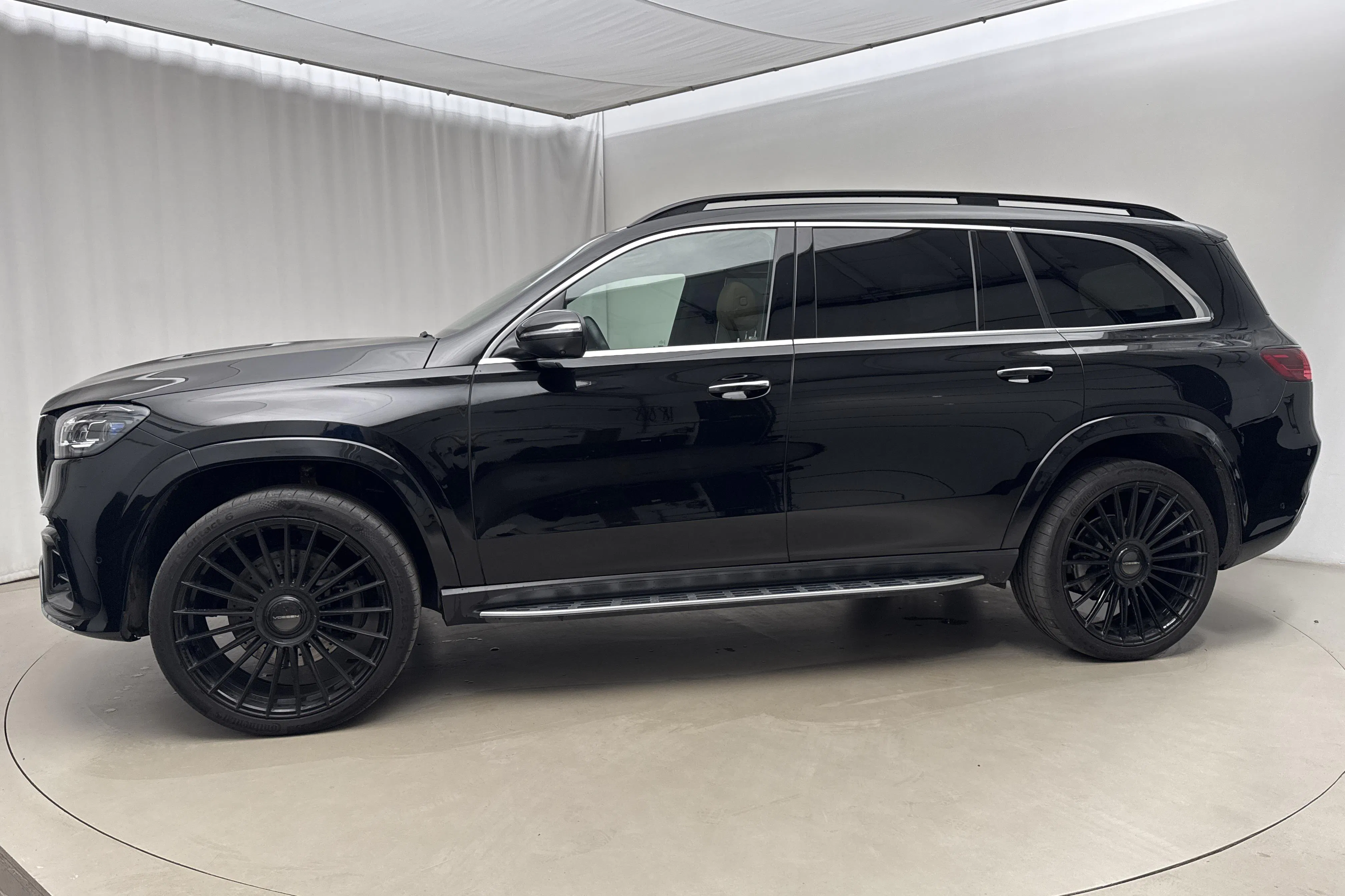 Presentationsfoto 2 av 22: Mercedes GLS 450 d 4MATIC X167 (367hk) - 4 021 mil - Automat - svart - 2024