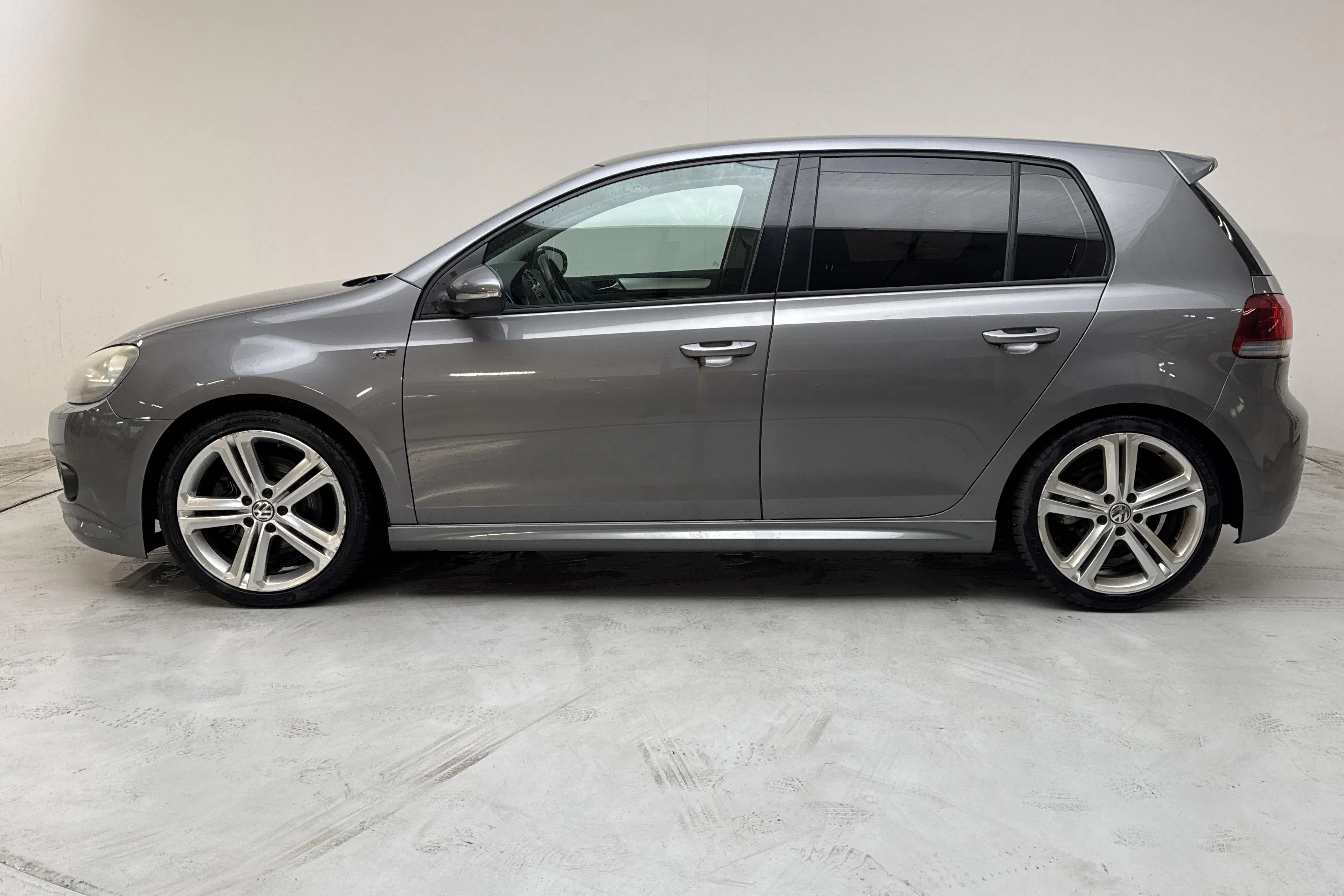 Presentationsfoto 2 av 12: VW Golf VI GT 1.4 TSI 5dr (160hk) - 21 992 mil - Manuell - grå - 2012