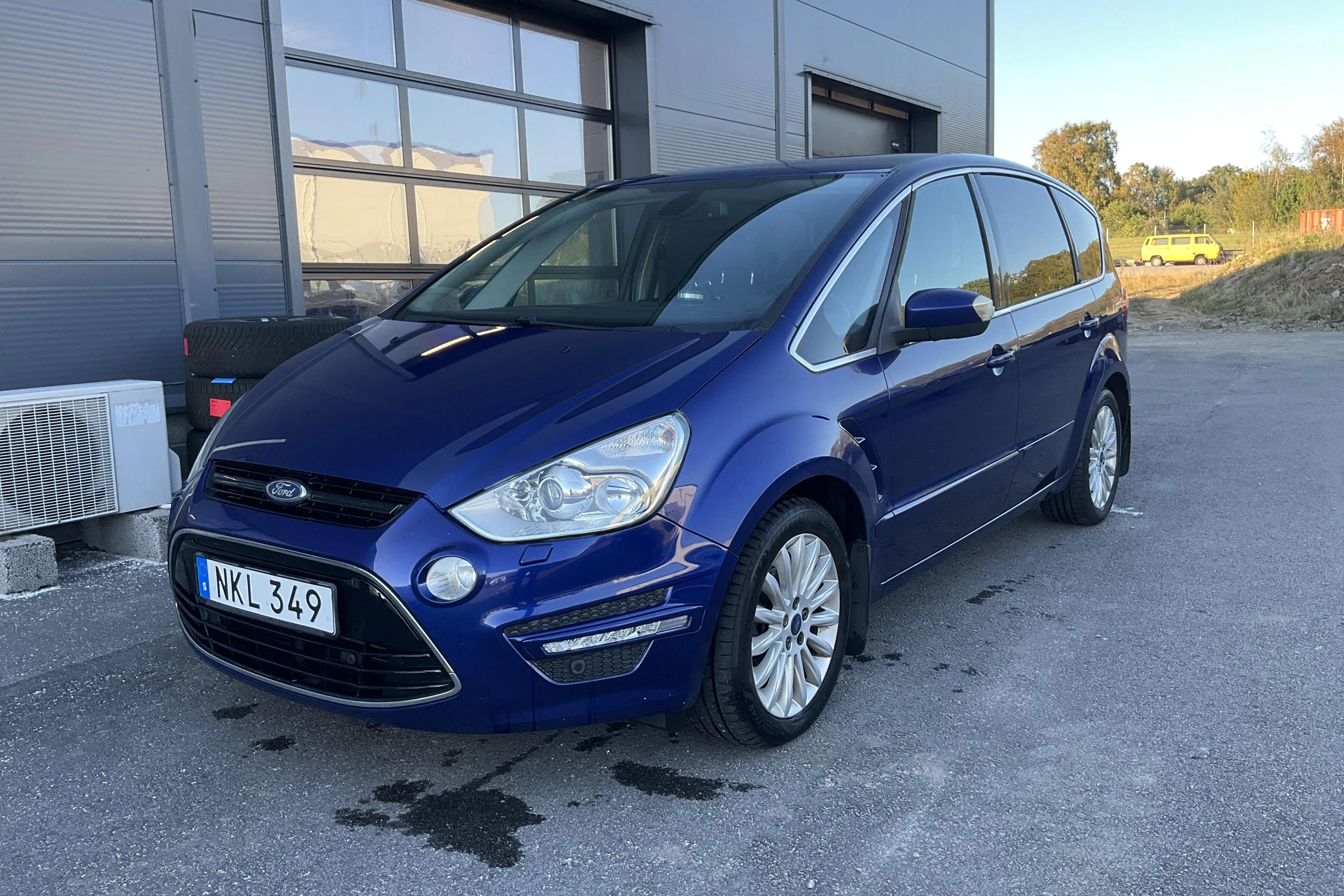 Presentationsfoto 1 av 21: Ford S-MAX 2.0 Duratorq TDCi (163hk) - 17 789 mil - Automat - blå - 2014