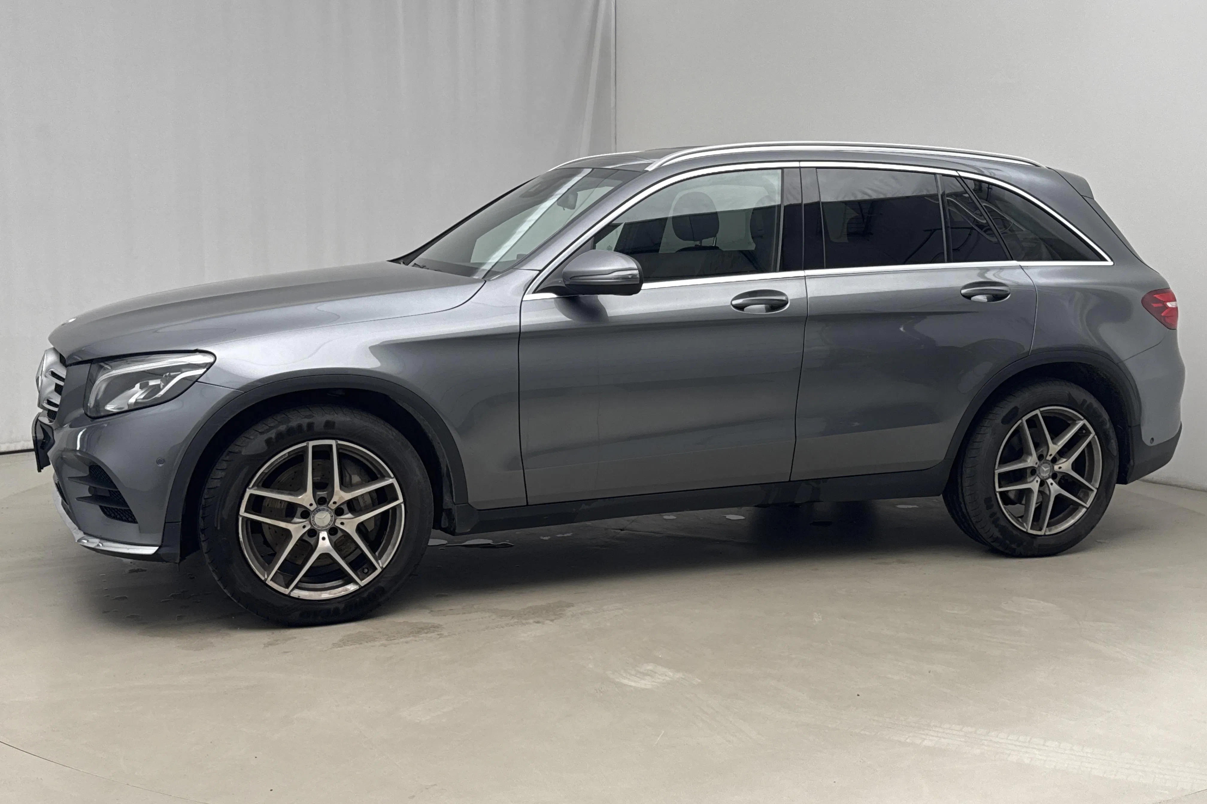 Presentationsfoto 2 av 17: Mercedes GLC 220 d 4MATIC X253 (170hk) - 15 085 mil - Automat - grå - 2016