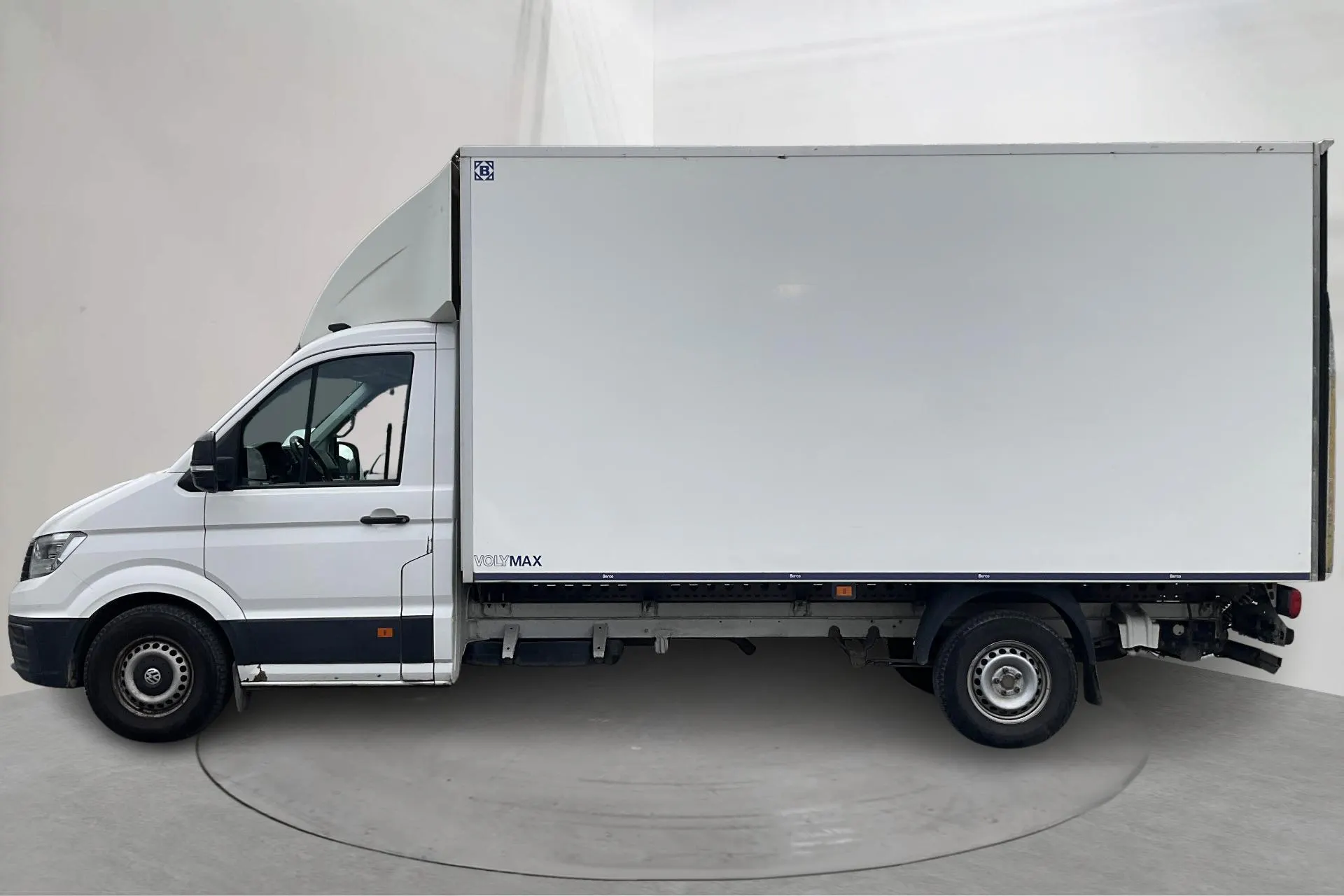 Presentationsfoto 2 av 19: VW Crafter 35 2.0 TDI Volymskåp (177hk) - 27 835 mil - Automat - vit - 2018