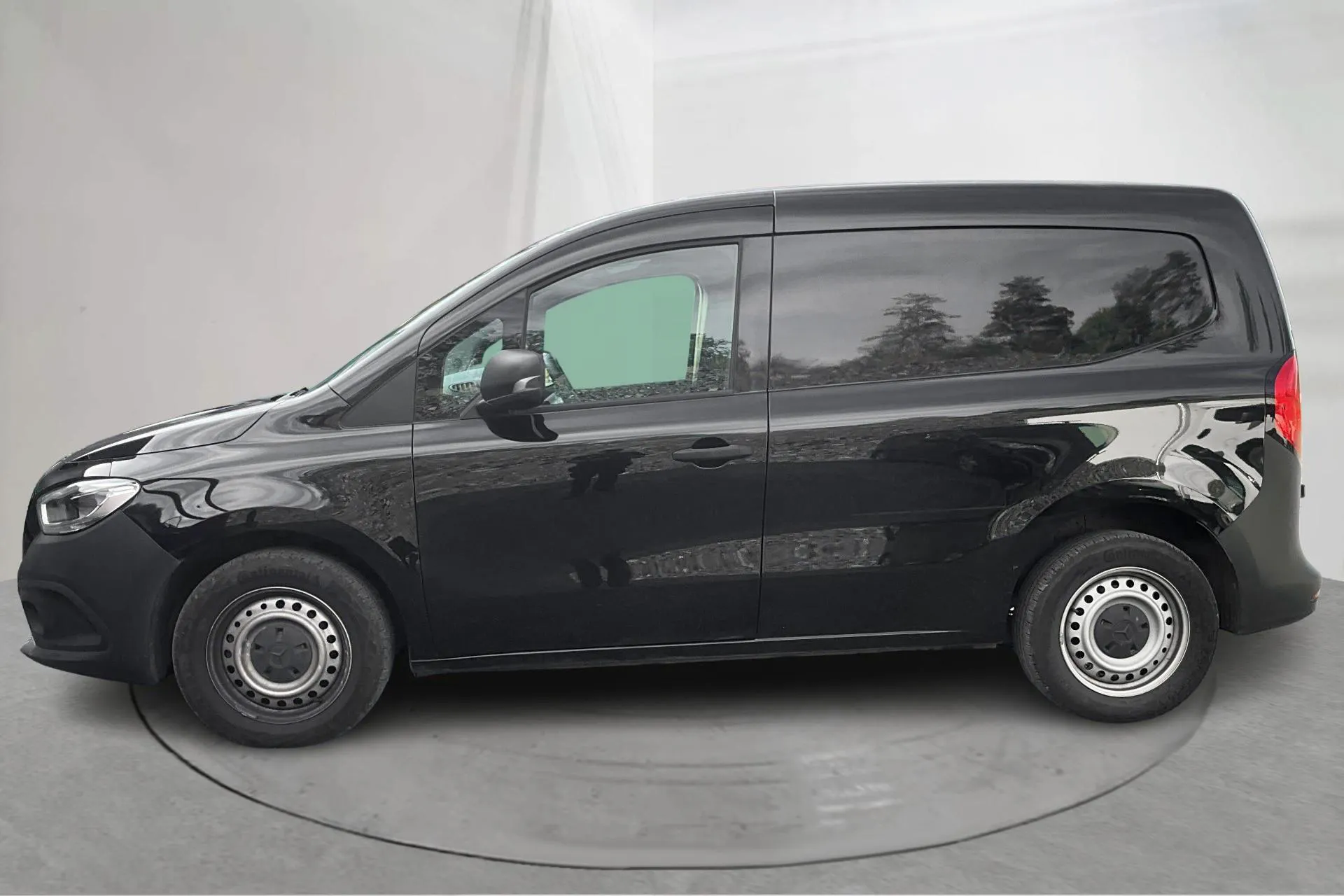 Presentation photo 2 of 14: Mercedes Citan 112 1.5 CDI (116hk) - 53 570 km - Automatic - black - 2023