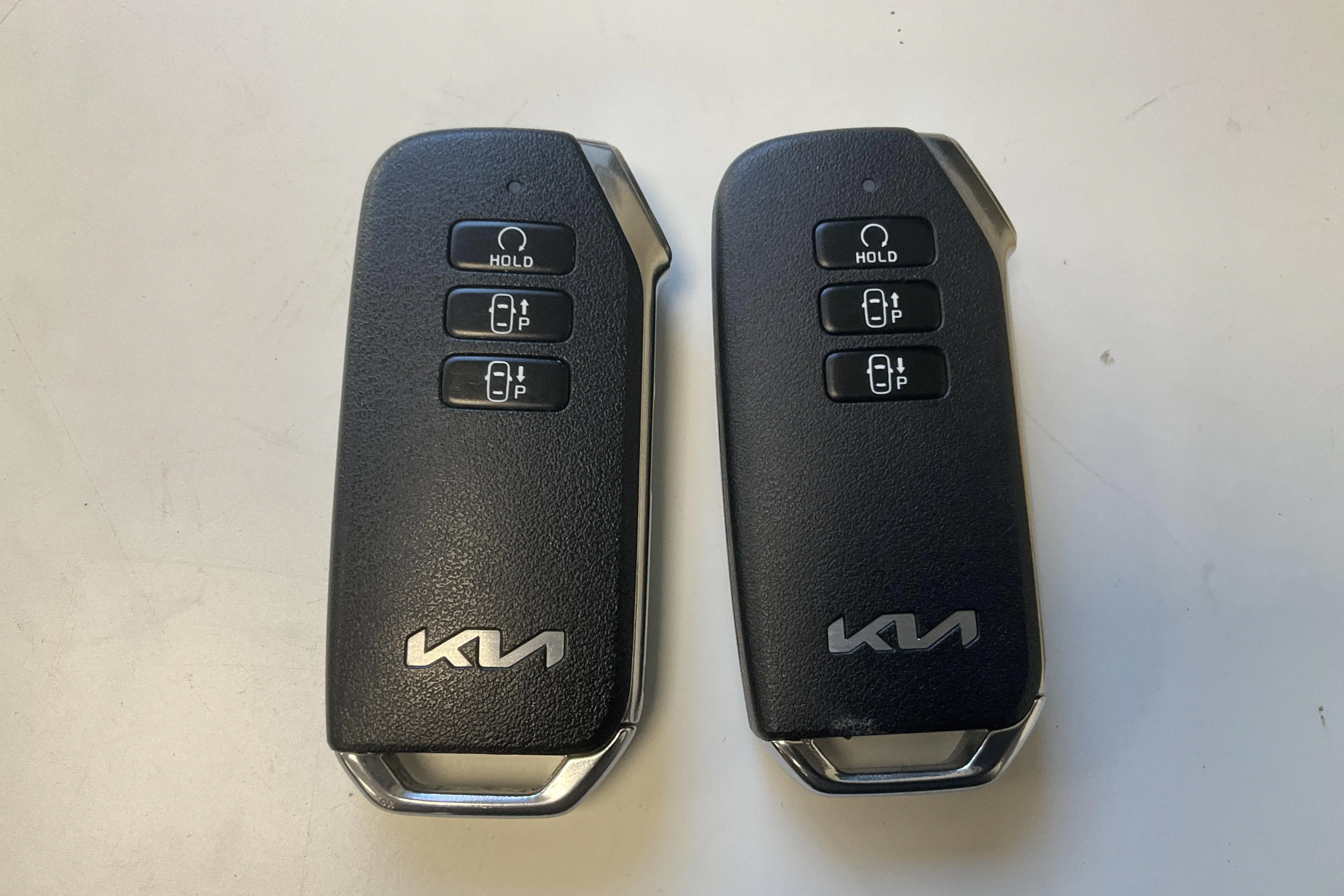 Presentationsfoto 18 av 18: KIA Sportage PHEV AWD (265hk) - 6 876 mil - Automat - svart - 2025