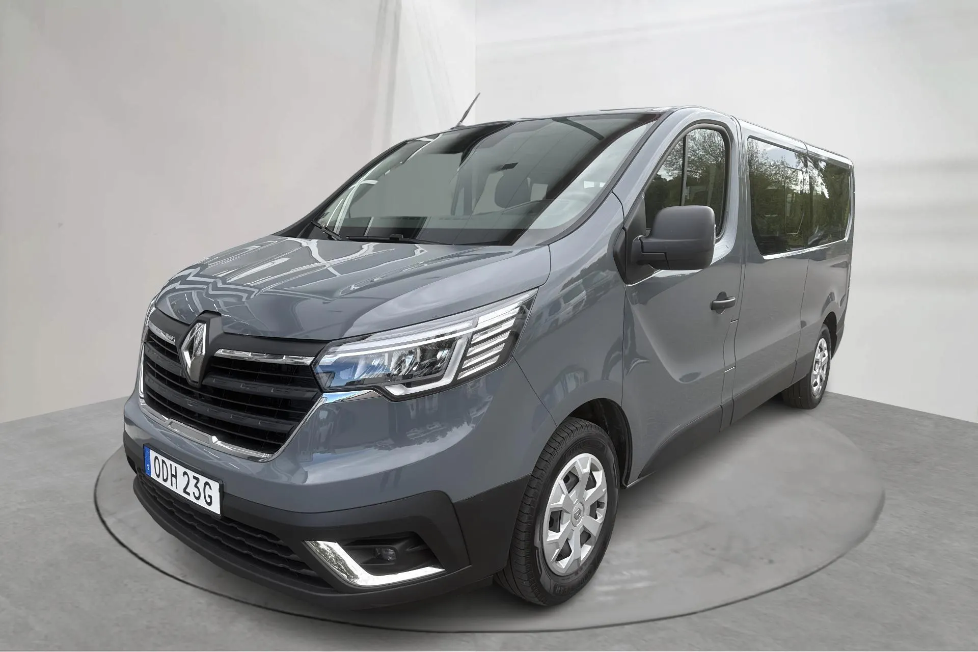 Renault Trafic Passenger 2.0 dCi (150hk)