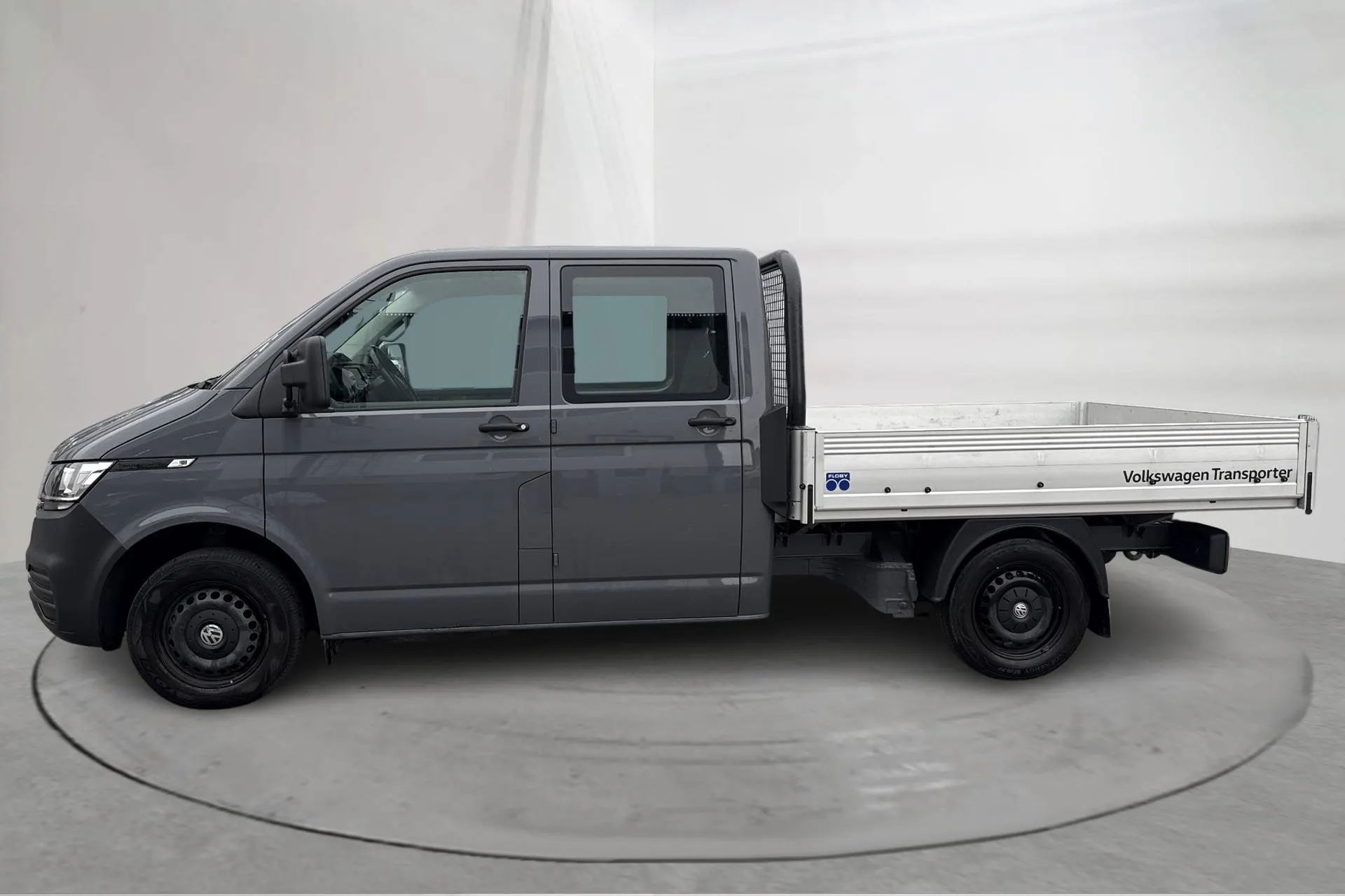 Presentation photo 2 of 13: VW Transporter Pickup T6.1 TDI (110hk) - 53 920 km - Manual - gray - 2023