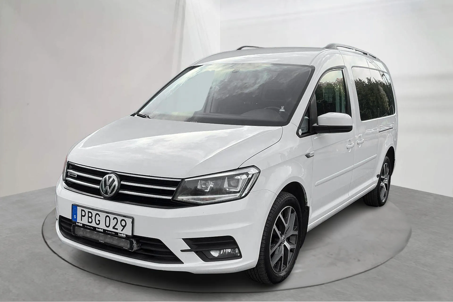 Presentation photo 1 of 16: VW Caddy Maxi Life 2.0 TDI 4MOTION (150hk) - 257 370 km - Automatic - white - 2017