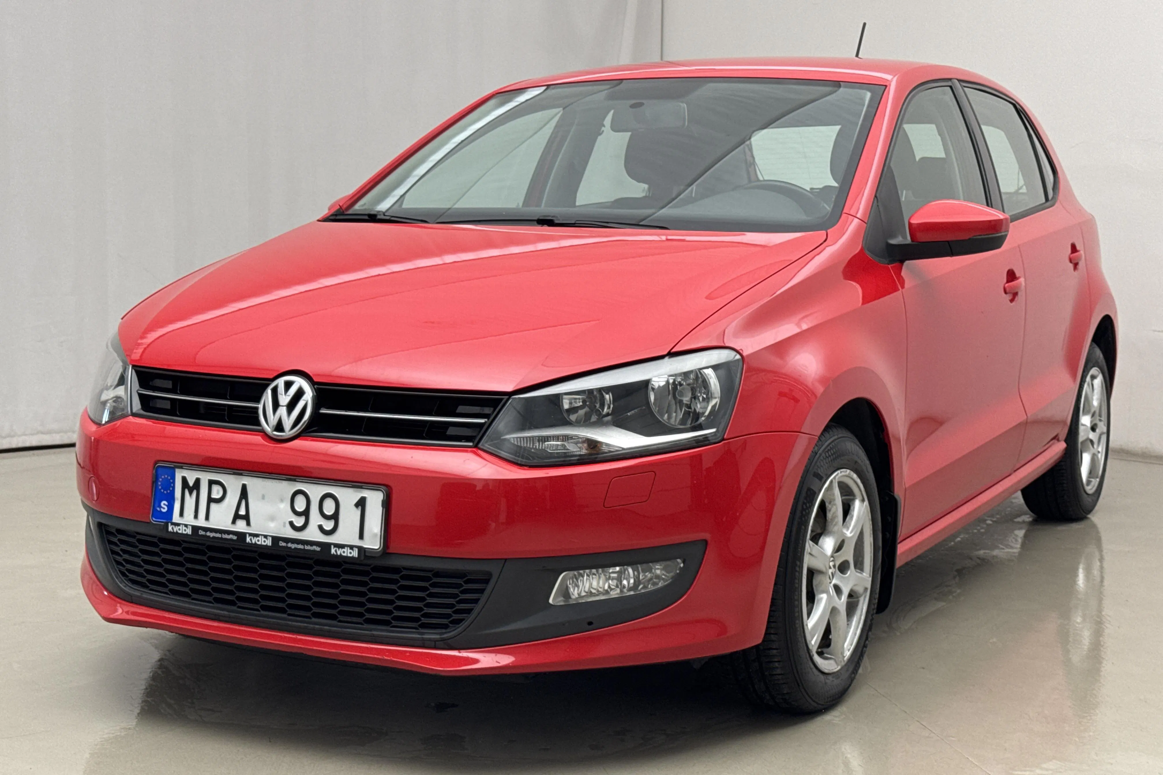 Presentationsfoto 1 av 15: VW Polo 1.2 TSI 5dr (90hk) - 10 383 mil - Manuell - röd - 2012