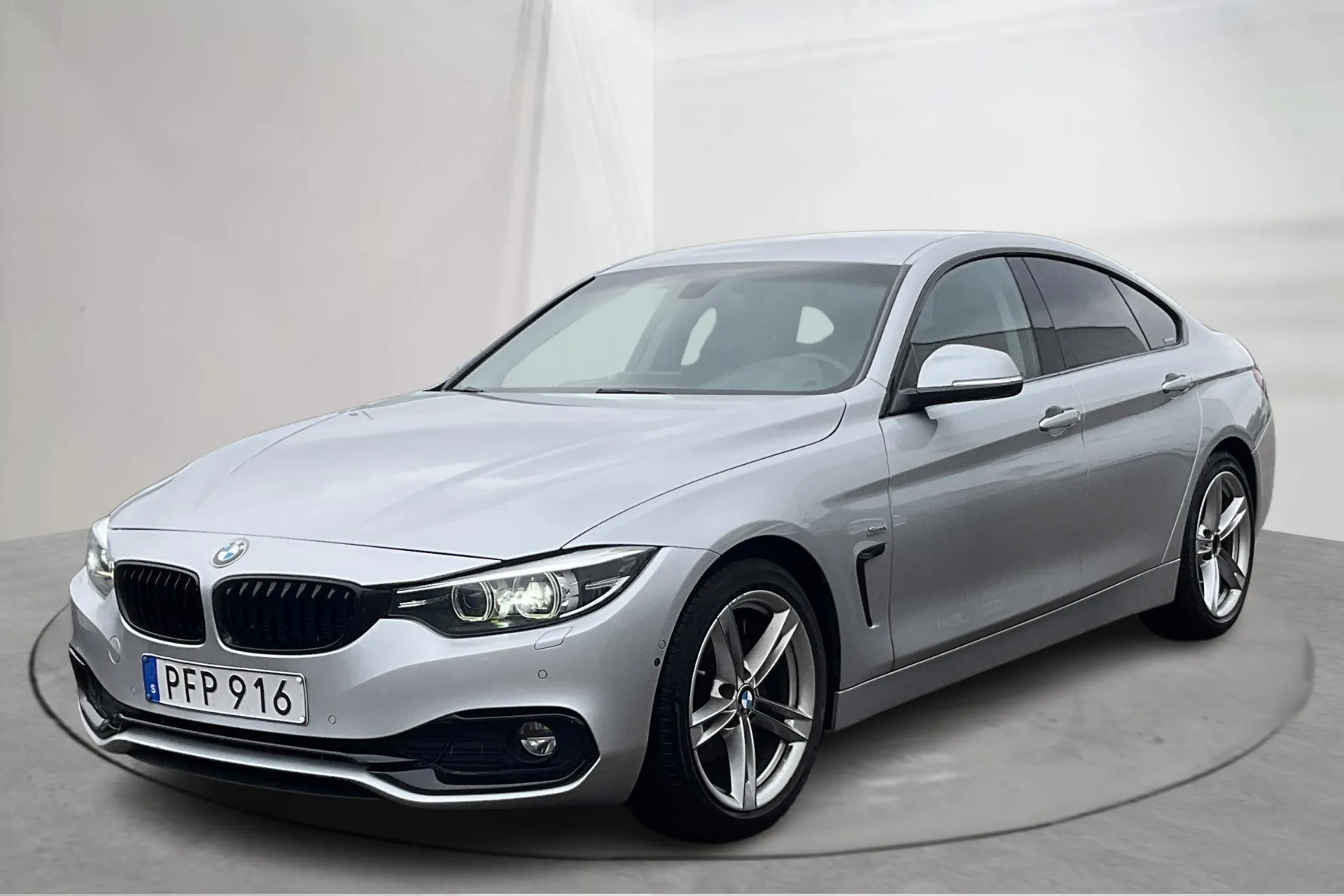 Presentationsfoto 1 av 16: BMW 420d Gran Coupé, F36 (190hk) - 14 812 mil - Automat - silver - 2018