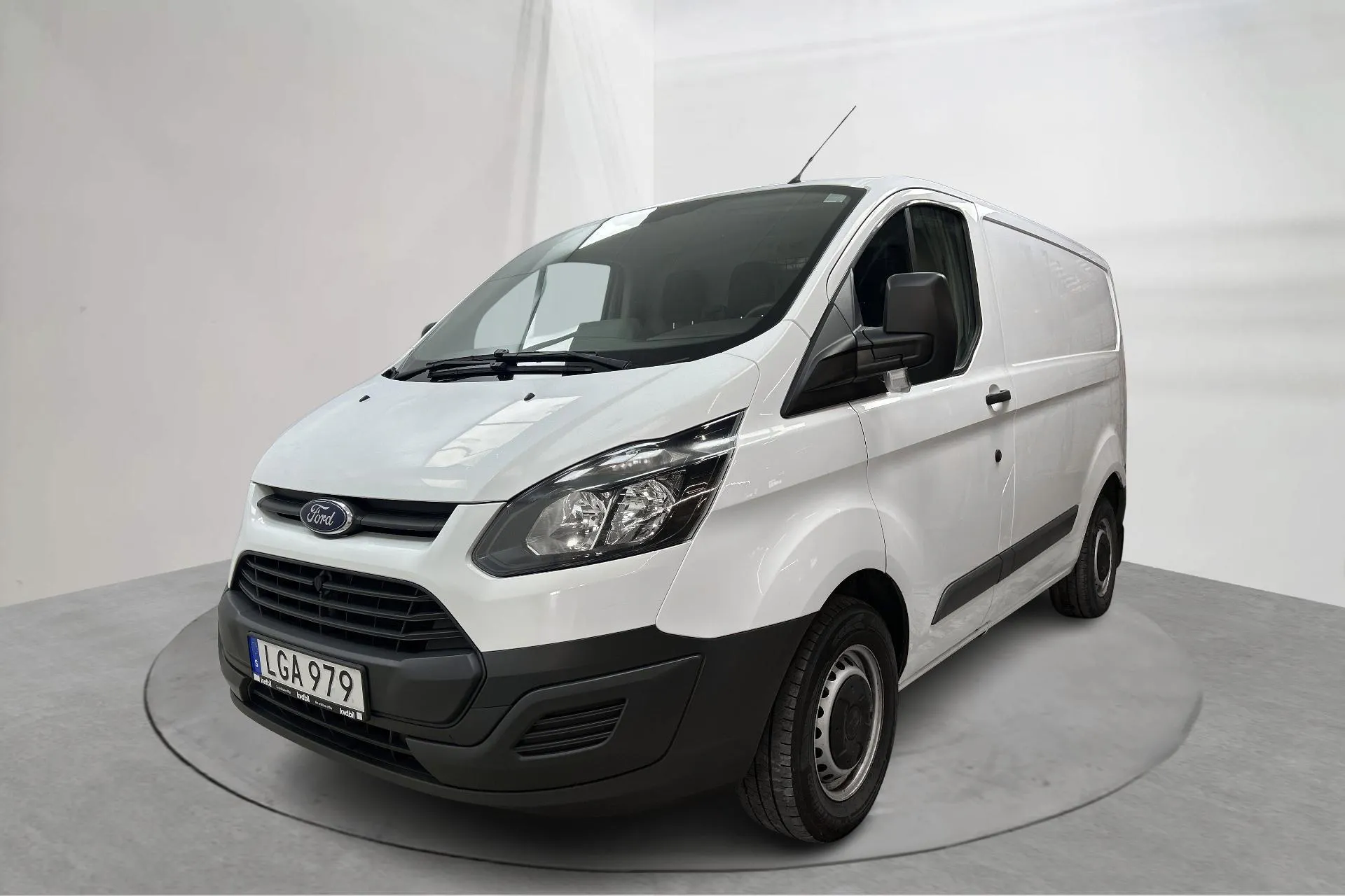 Presentationsfoto 1 av 16: Ford Transit Custom 270 (100hk) - 14 468 mil - Manuell - vit - 2016