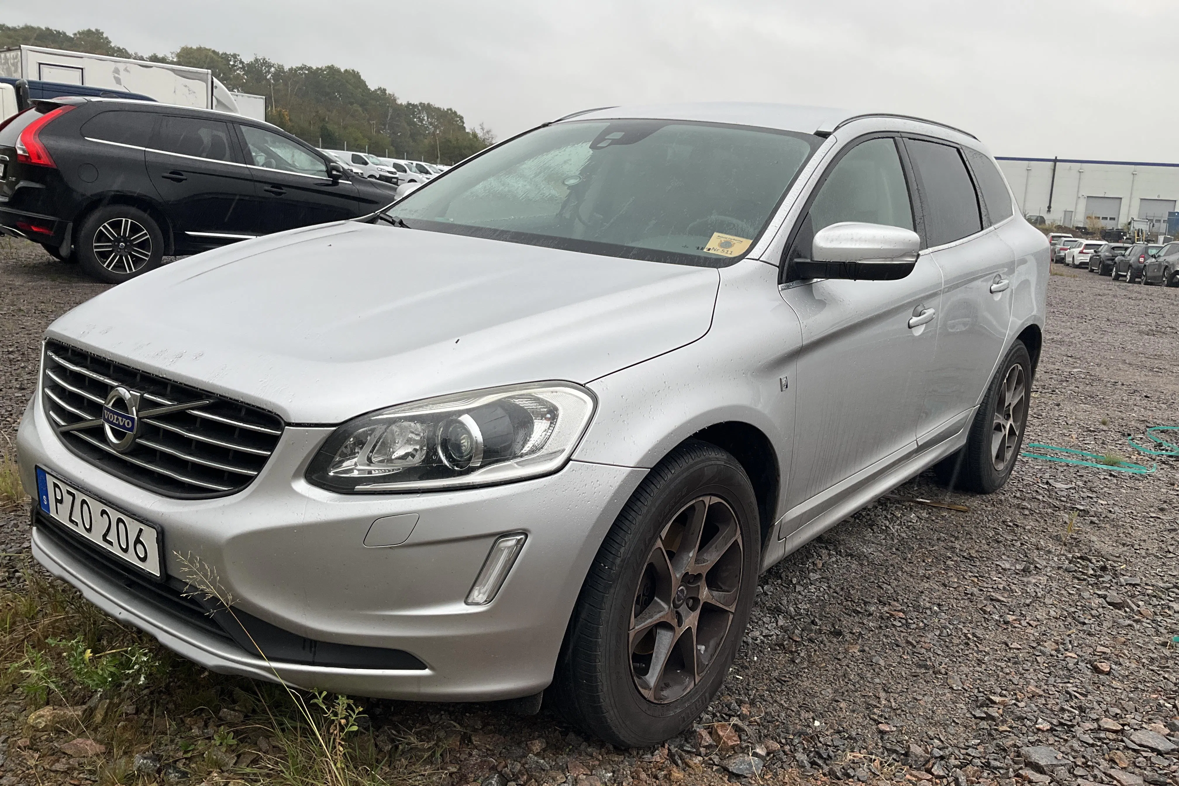 Presentationsfoto 1 av 12: Volvo XC60 D4 AWD (190hk) - 25 715 mil - Automat - silver - 2016