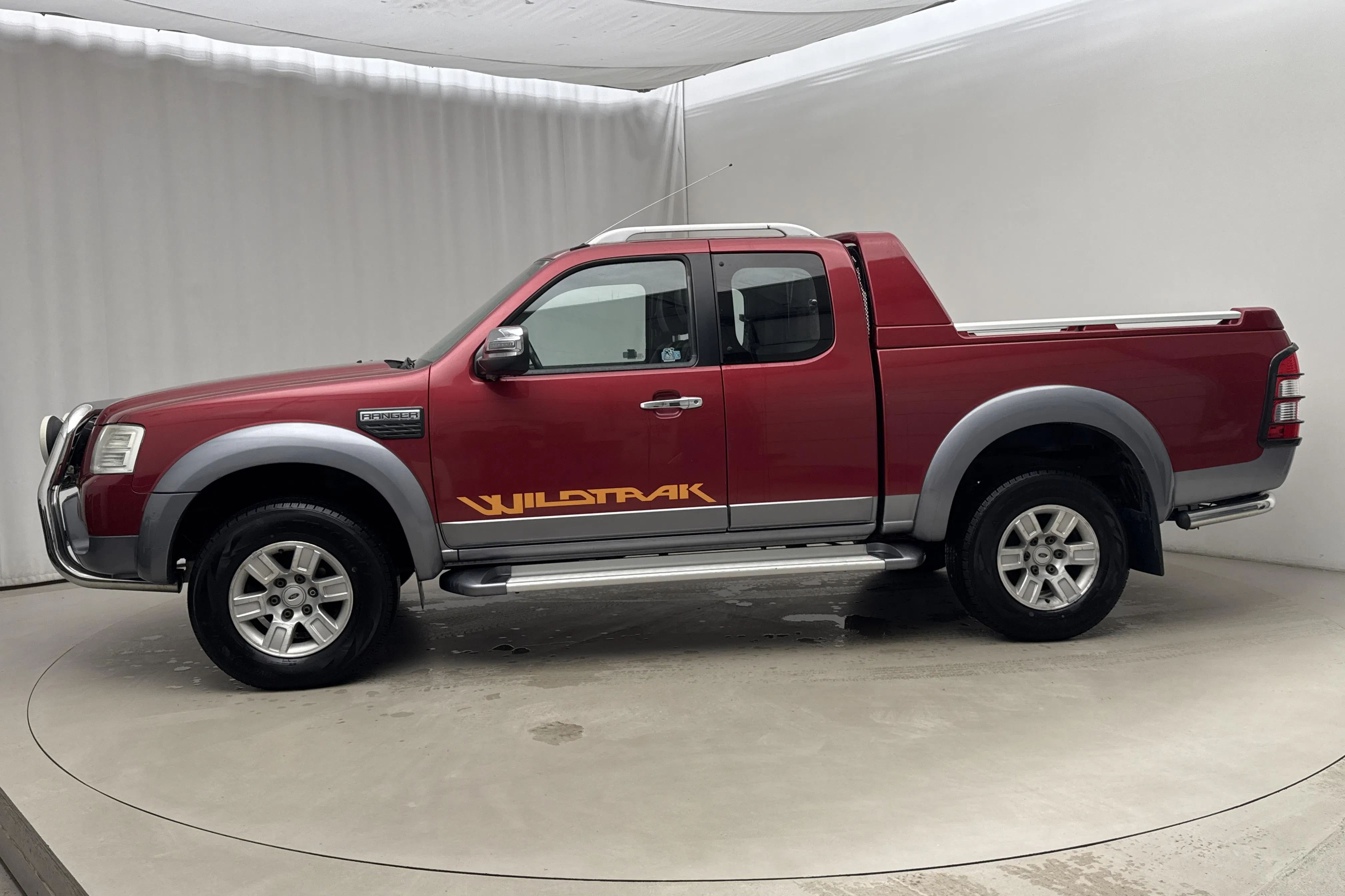 Presentation photo 2 of 15: Ford Ranger 2.5 TDCi 4WD (143hk) - 75 080 km - Manual - red - 2008
