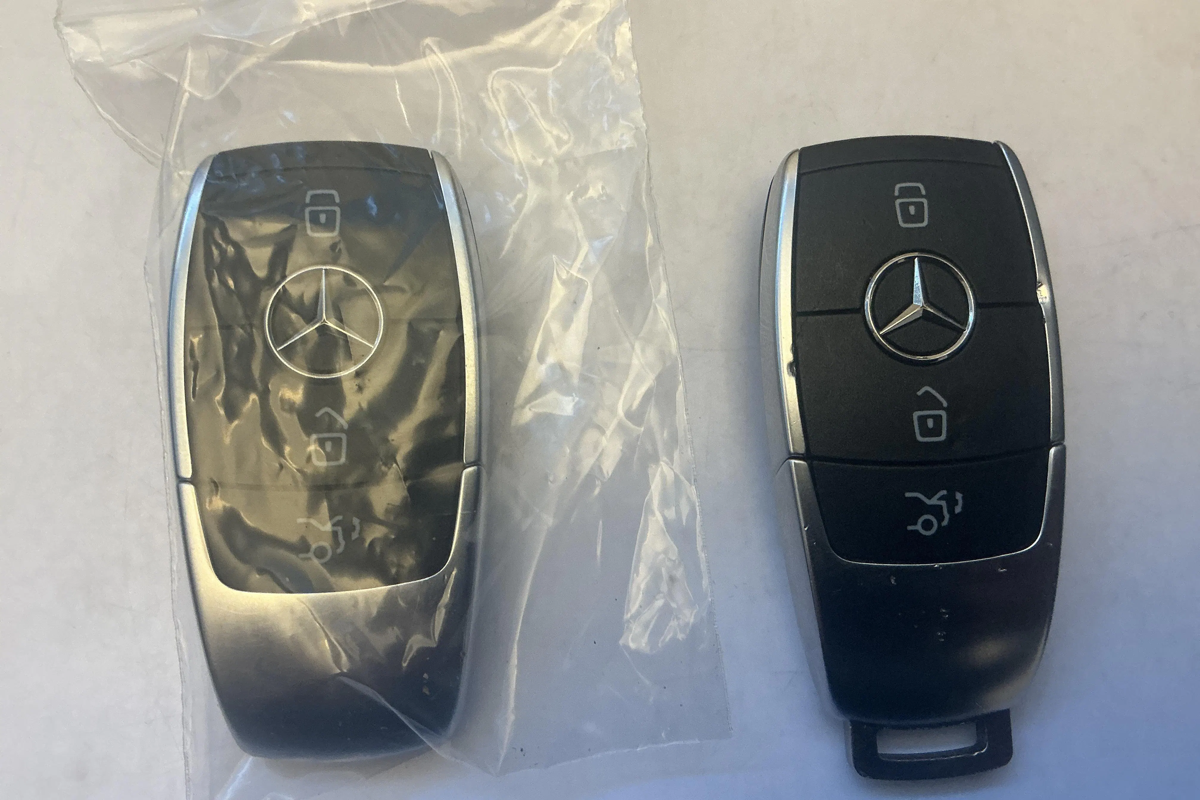 Presentation photo 15 of 15: Mercedes GLA 200 H247 (163hk) - 117 330 km - Automatic - black - 2024